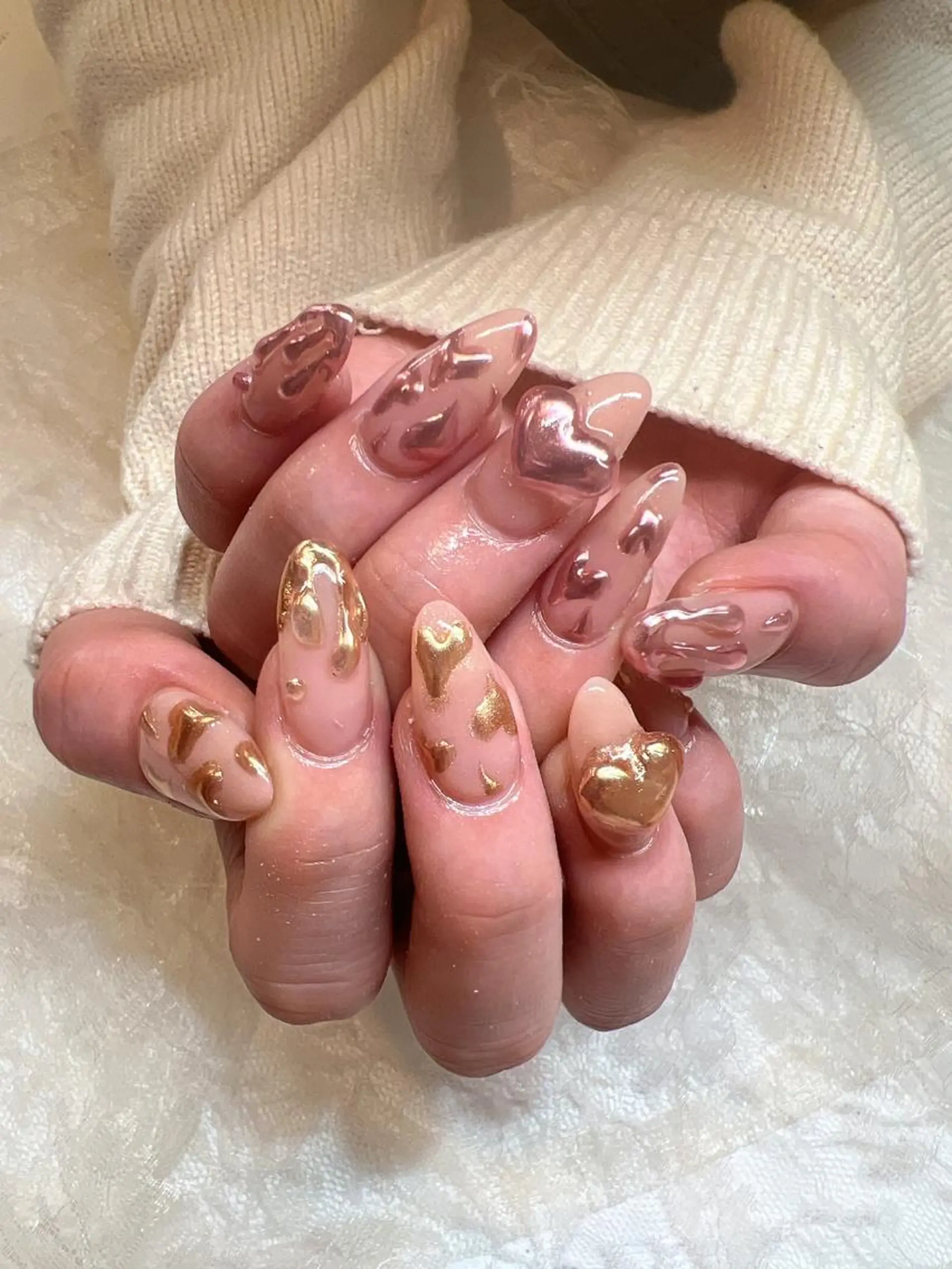 ネイル ハート ミラーネイル nailist yuiのネイルデザイン