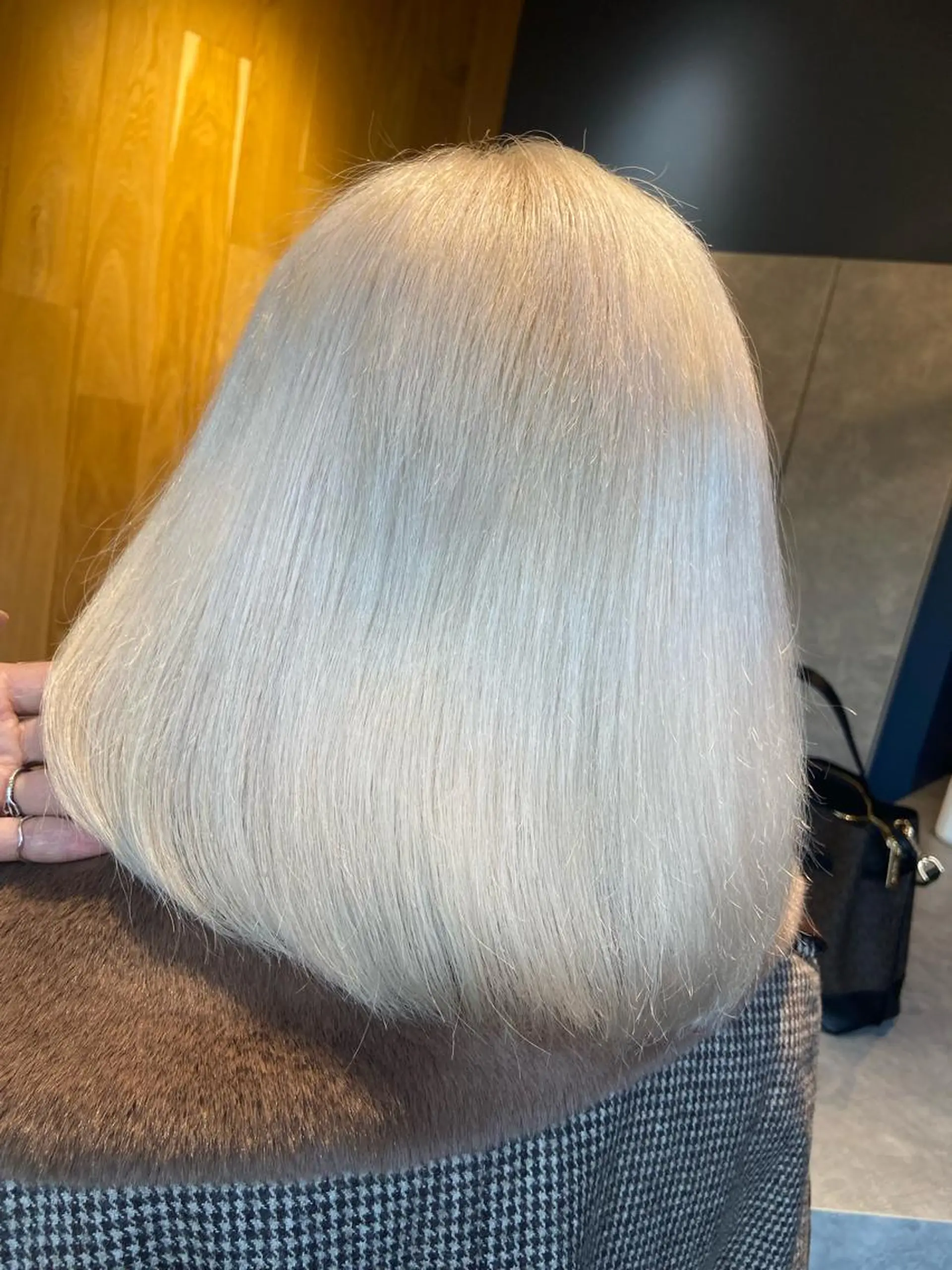 ミディアム ヘアカラー 褒められヘアー ERI✨のヘアスタイル