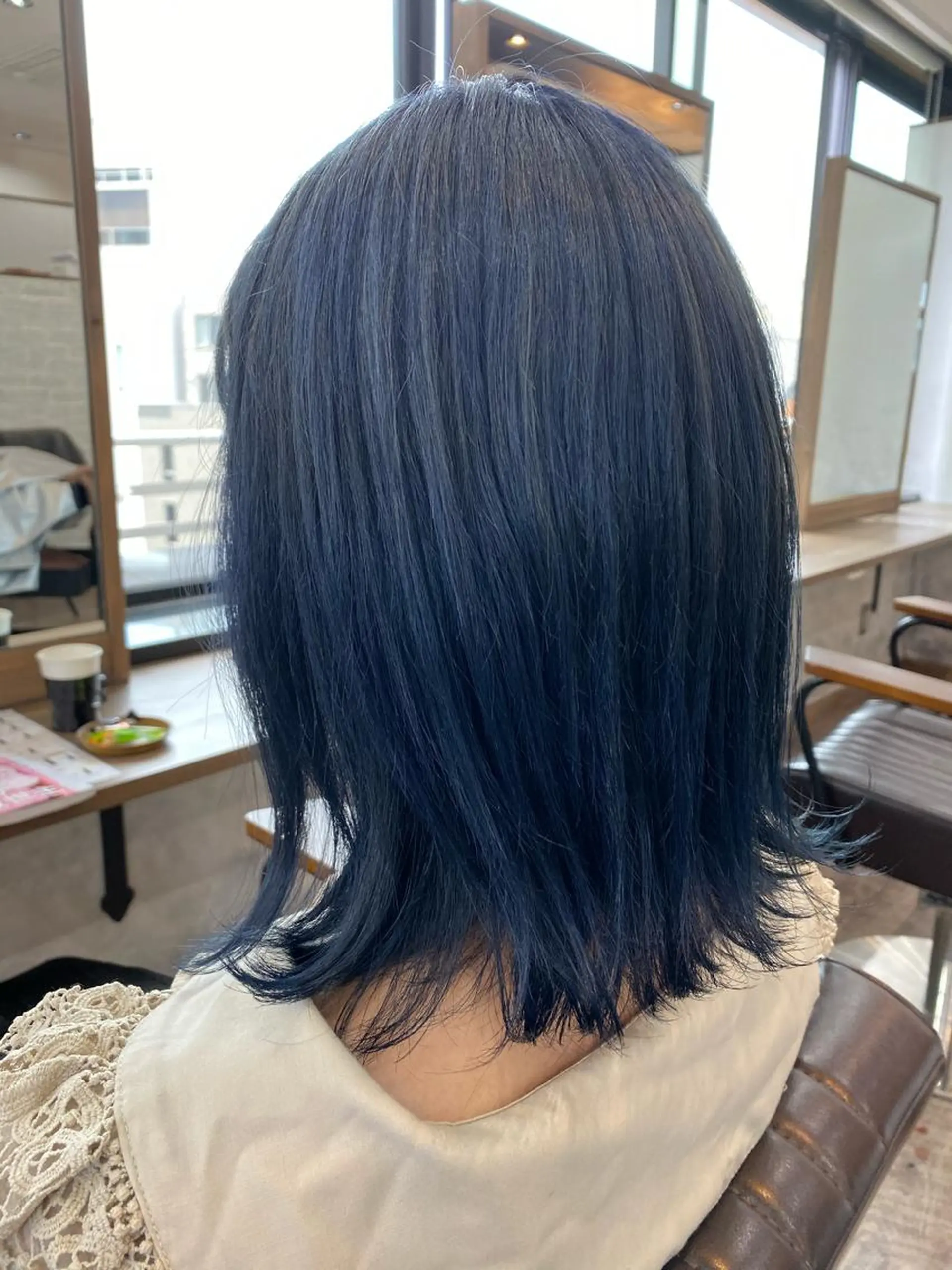 ミディアム カラー ネイビーカラー TOMOKO 髪質改善💫縮毛矯正のヘアスタイル