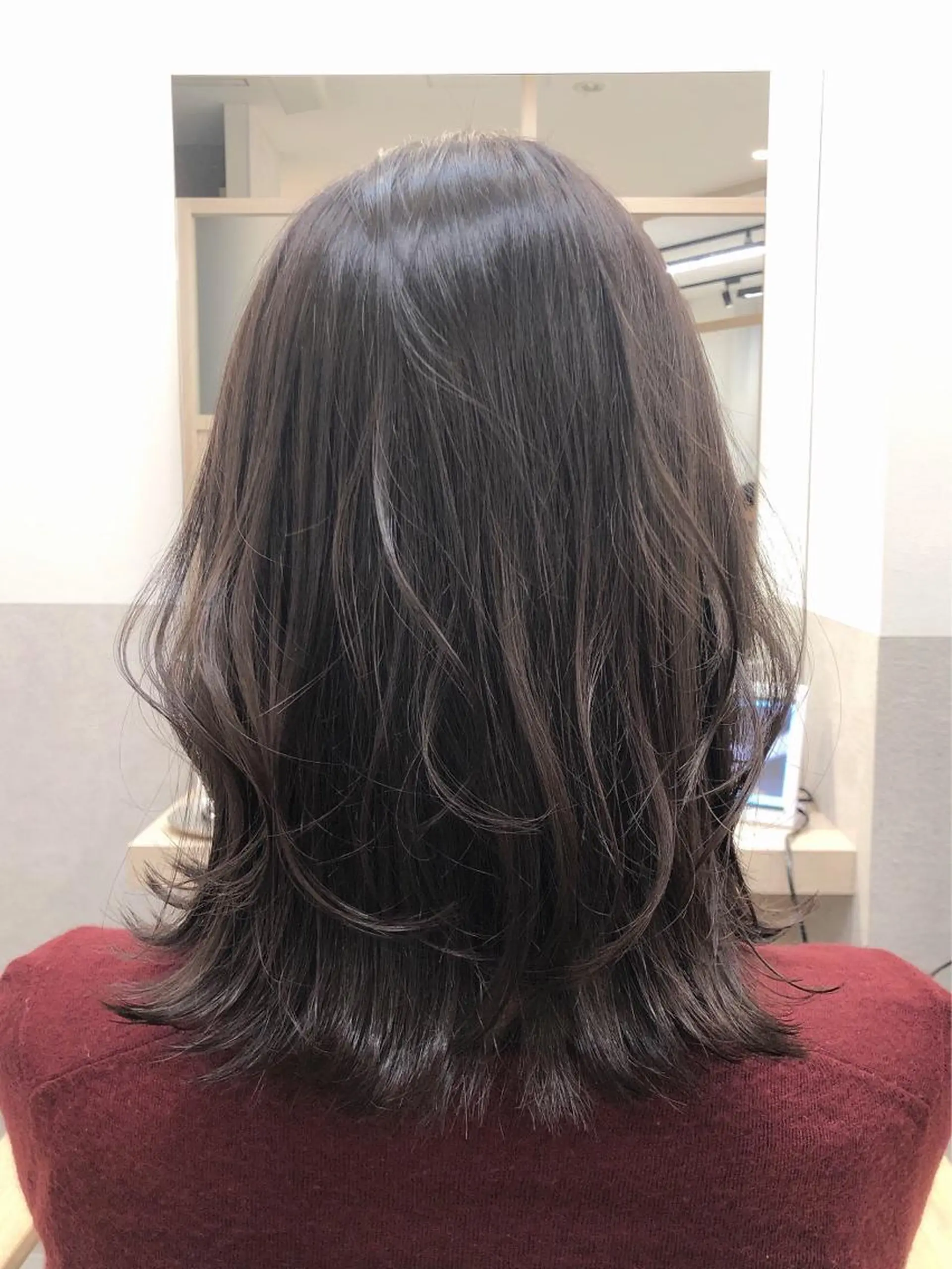 ミディアム カラー 西野 美空🍊のヘアスタイル