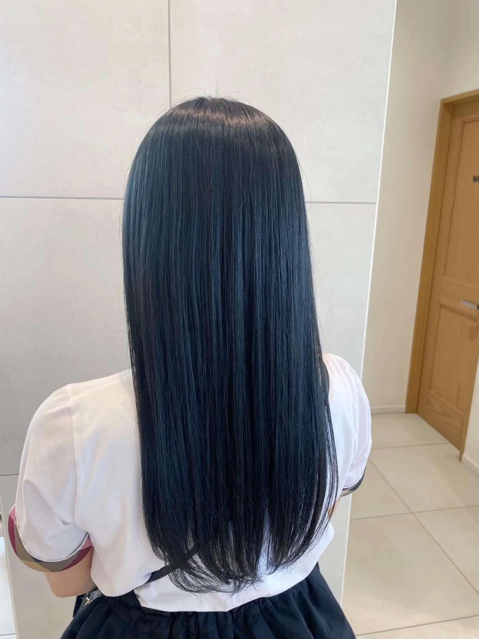 ロング カラー 透明感カラー 天羅のヘアスタイル