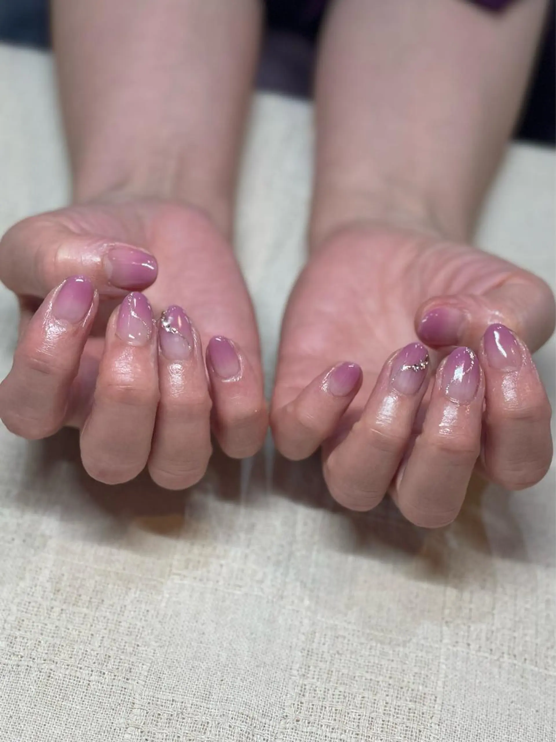 ネイル ラメ(グリッター) シンプルネイル ストーンネイル nyasu nailのネイルデザイン