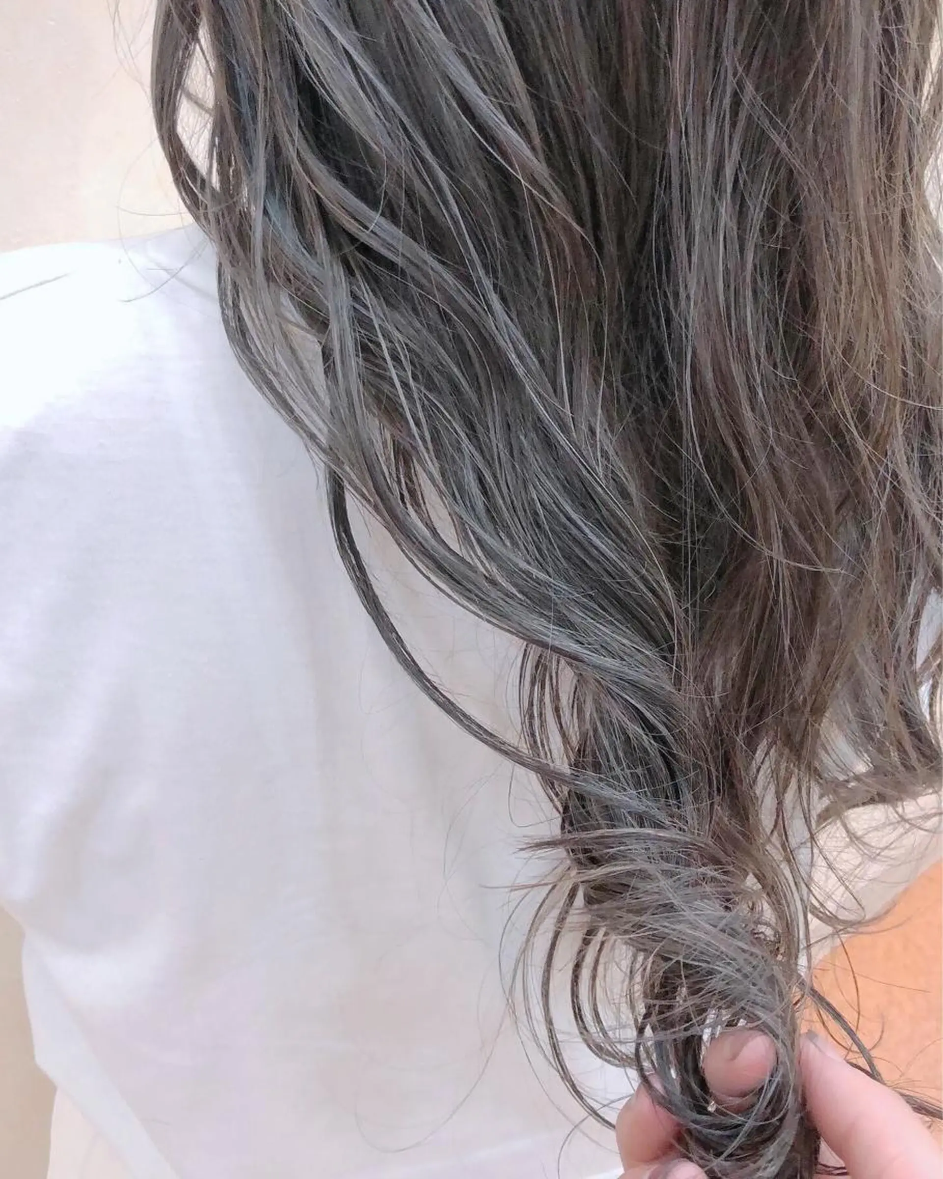 ロング カラー ハイライトカラー ハイライト 【ニュアンスカラー・ 髪質改善】スズキカナのヘアスタイル