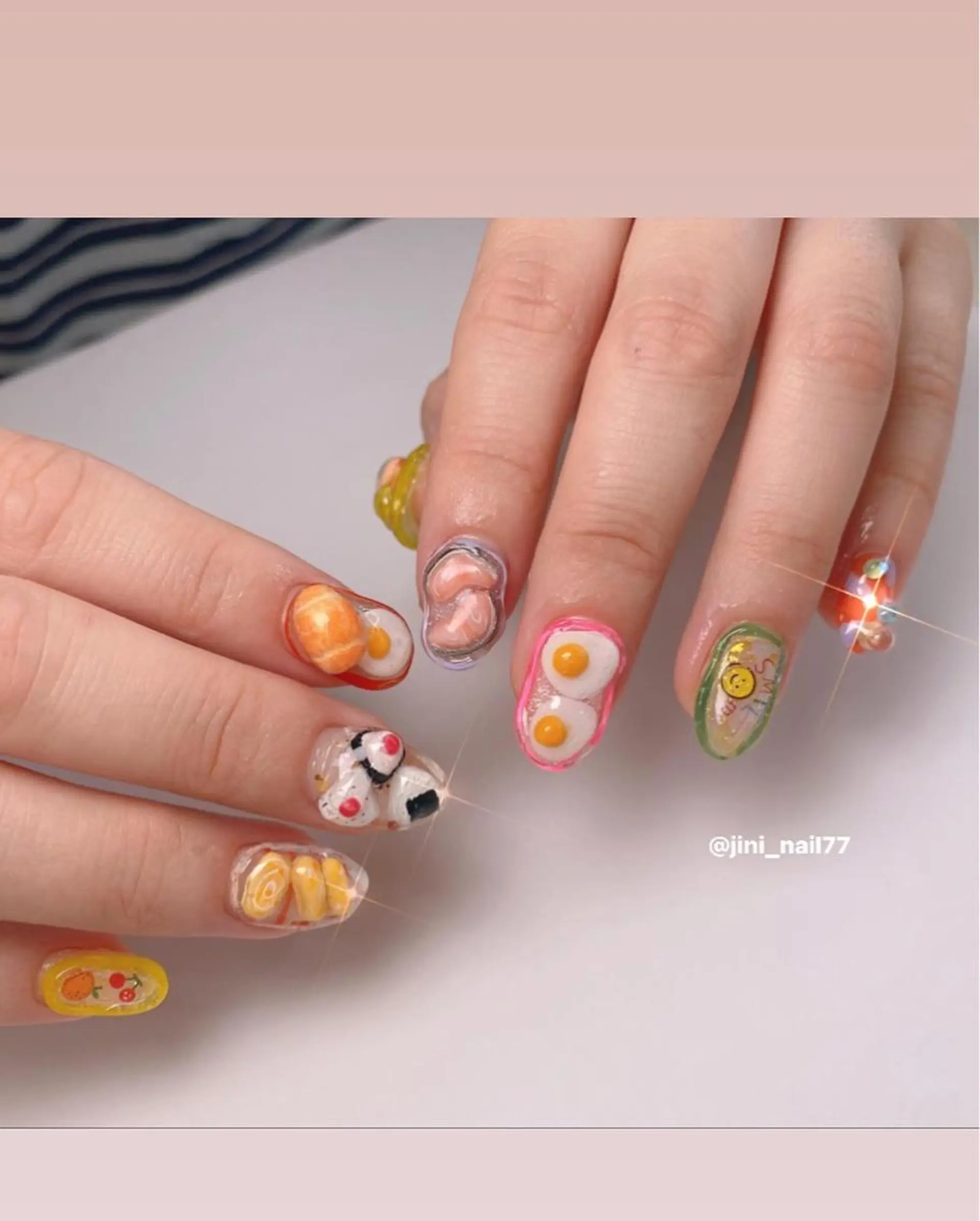 ネイル JINI NAIL所属・ジニ ネイルのネイルデザイン