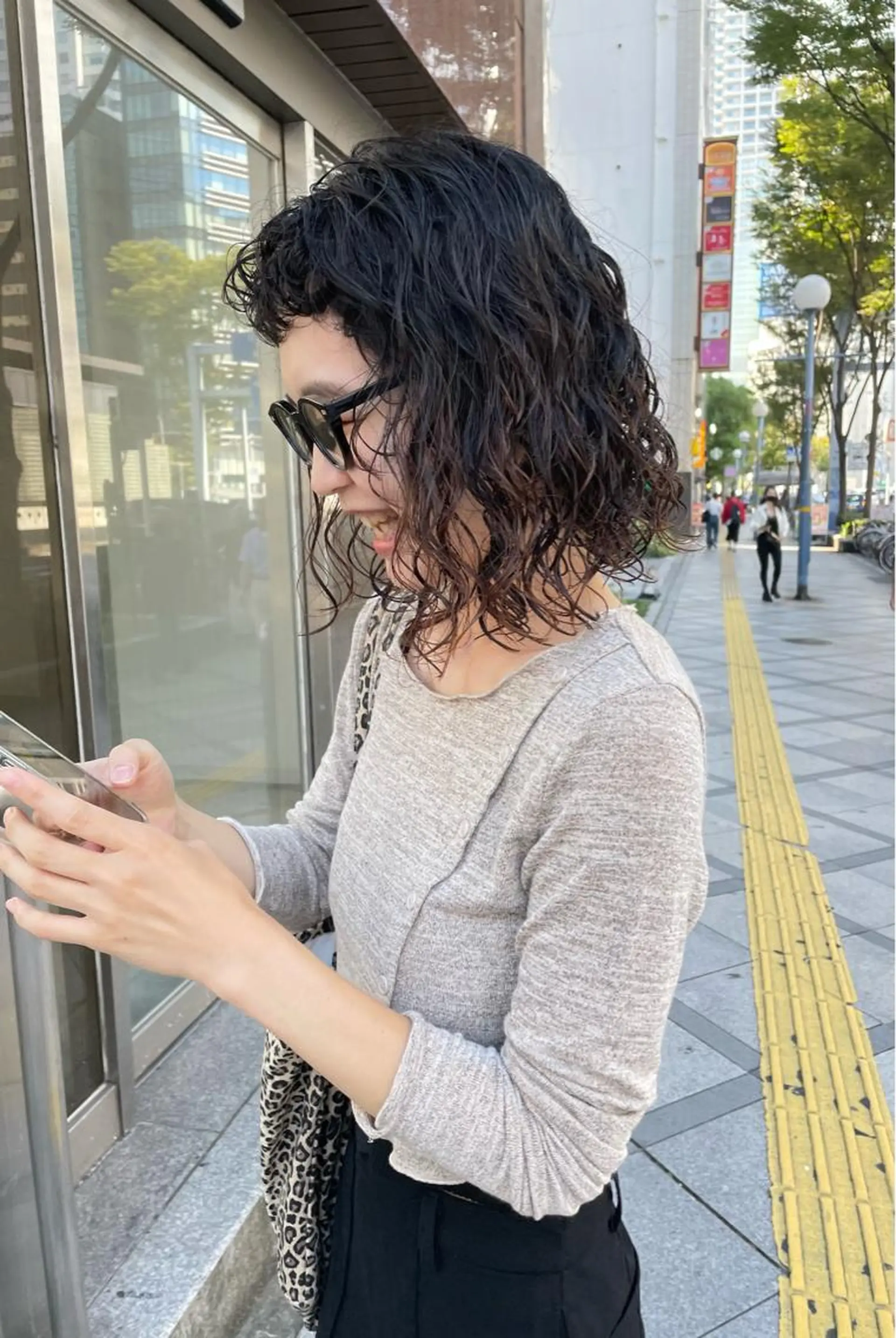 ミディアム カラー パーマ ヘアアレンジ メンズ キッズ ネイル マツエク・マツパ アイブロウ ミディアムパーマ メンズパーマ カット パーマ トリートメント tatsumi/ボブ ウルフ/レイヤーのヘアスタイル