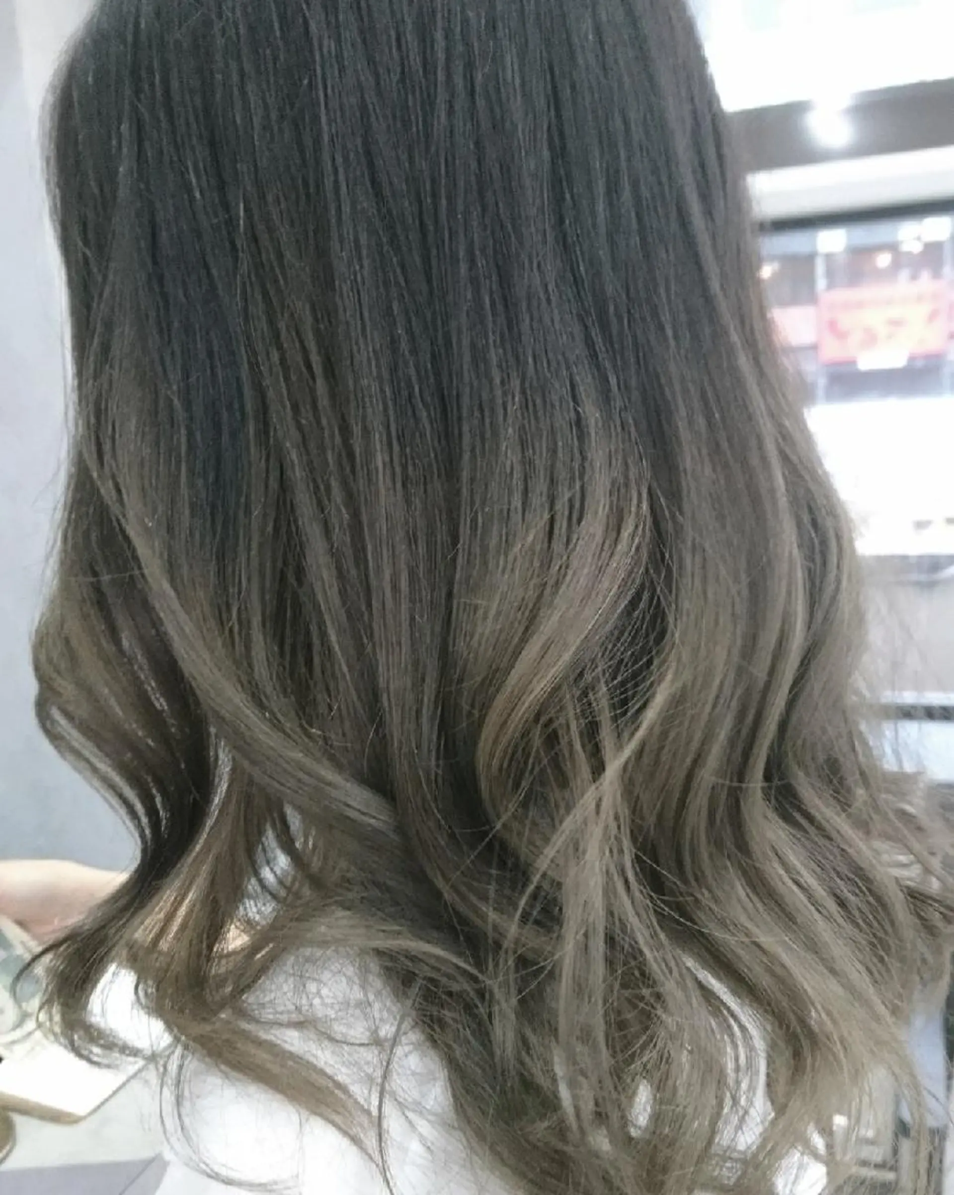 カラー 宇田川 直輝のヘアスタイル