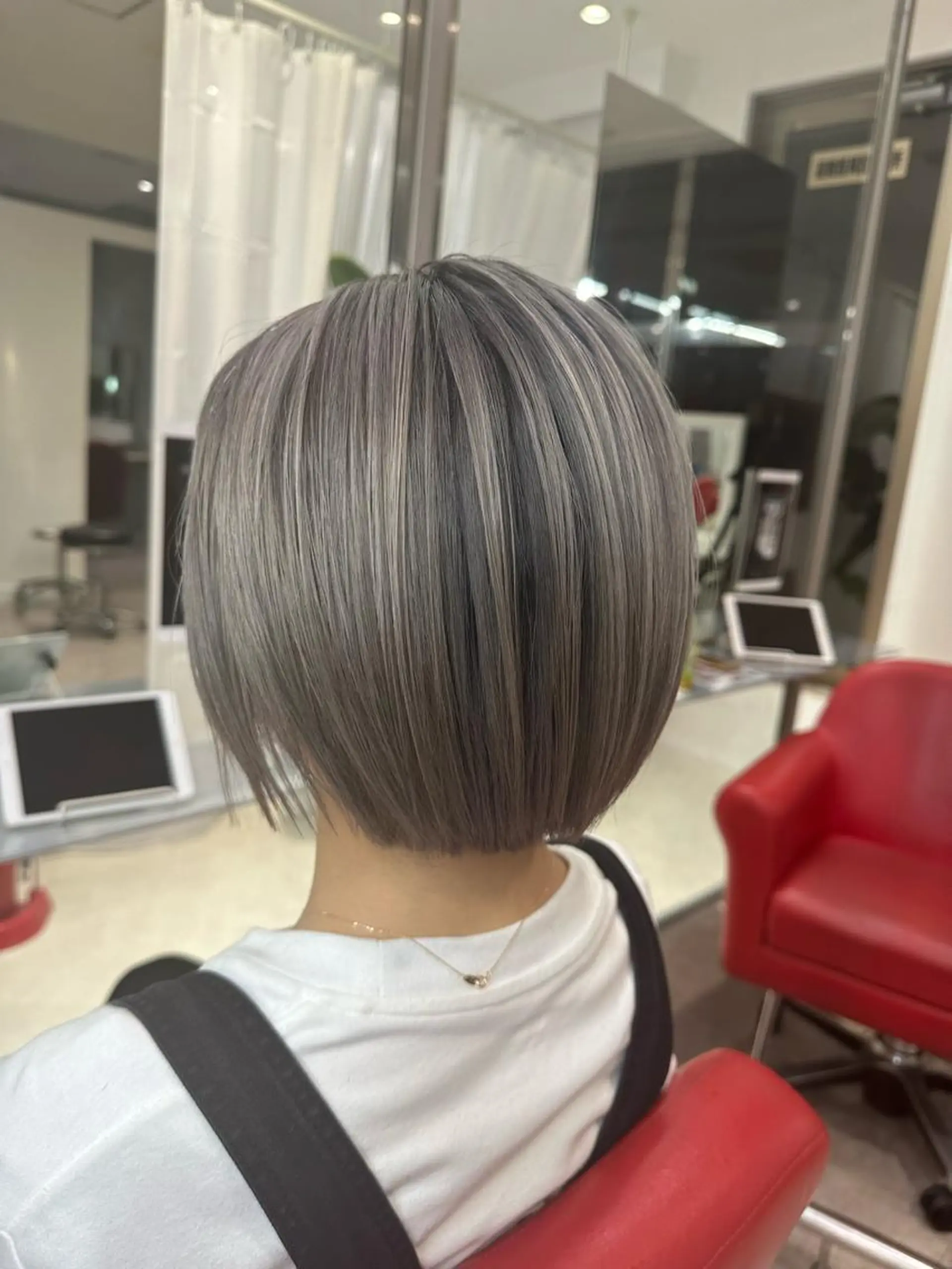 ショート カラー グラデーションカラー 髪質改善/大阪守口市 🐣Ria‪🐣のヘアスタイル