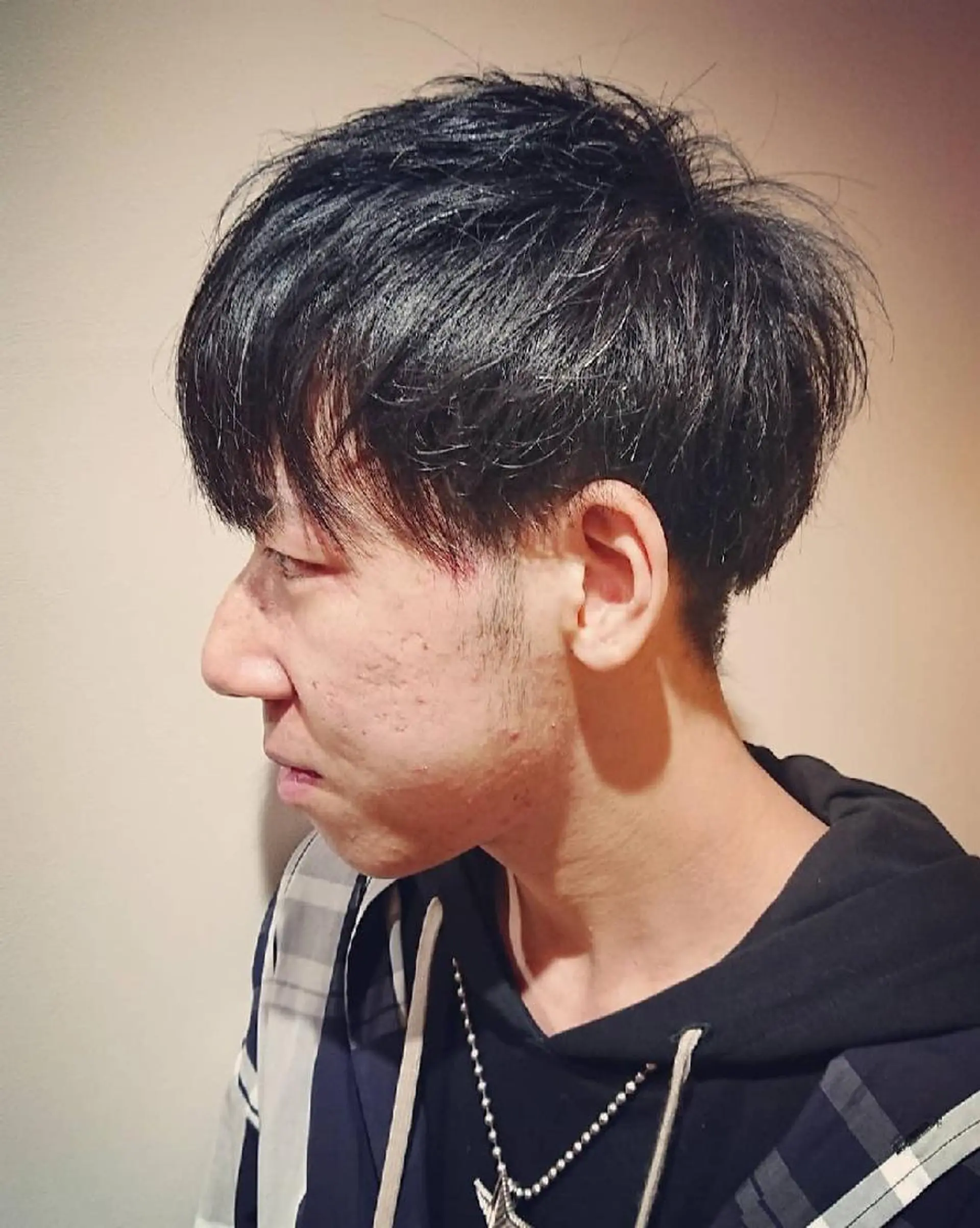 メンズ ブリーチ/ヘアケア/ 艶髪/イギチハルのヘアスタイル