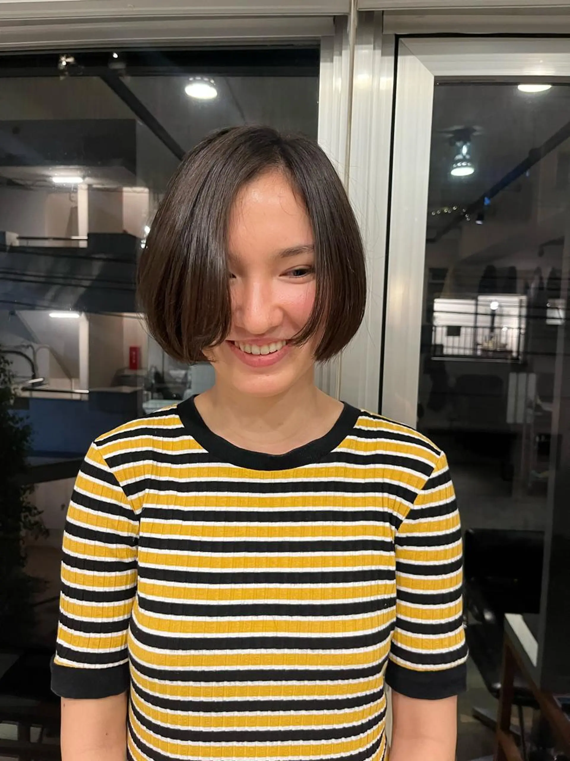 ショート うる艶カラー/恵比寿 ベージュ/丸山陽平のヘアスタイル