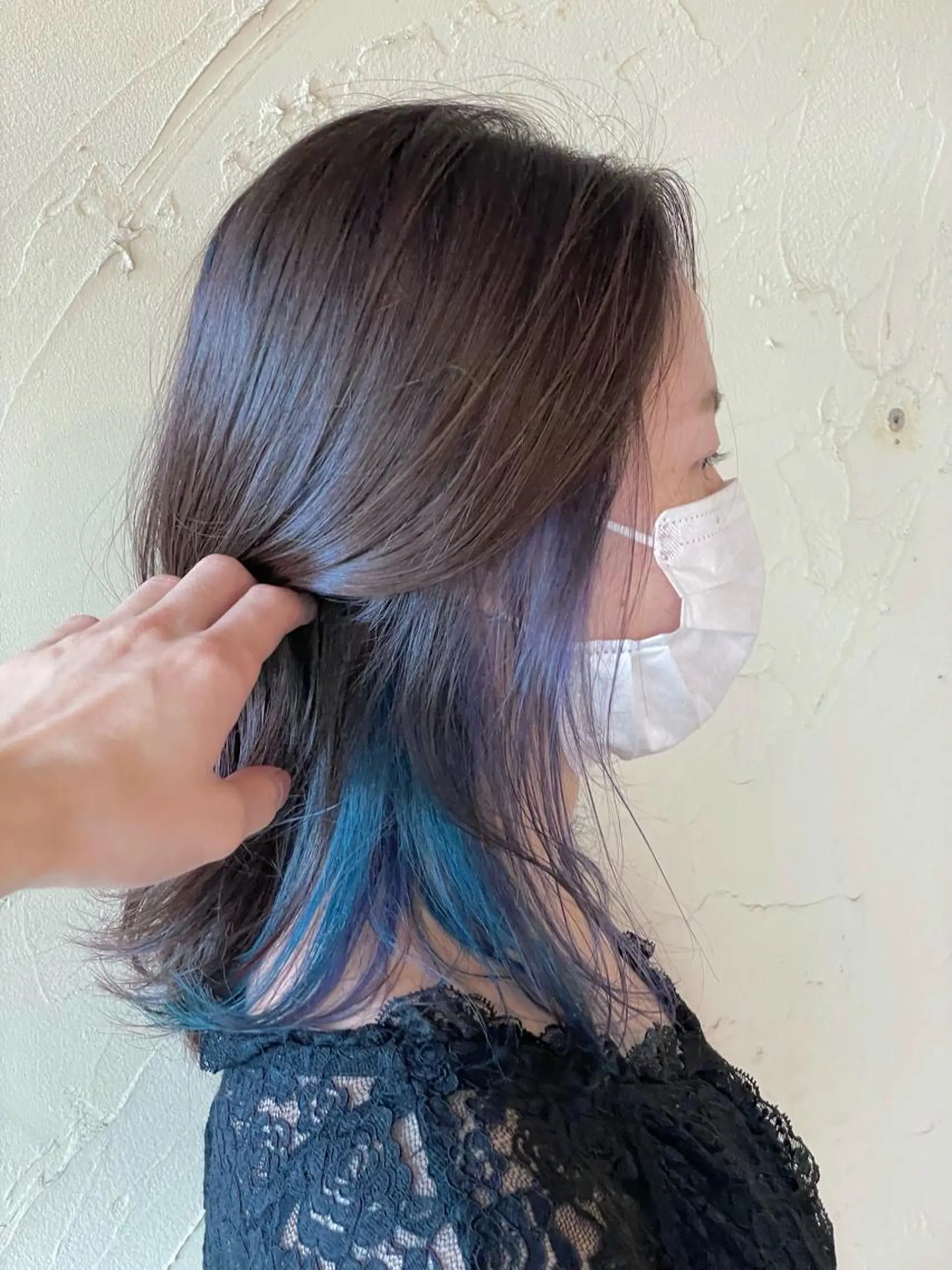 セミロング カラー ブルーカラー ブルーバイオレット インナーカラー バイオレットカラー メンズ特化/パーマ指 名No.1/百瀬太郎のヘアスタイル