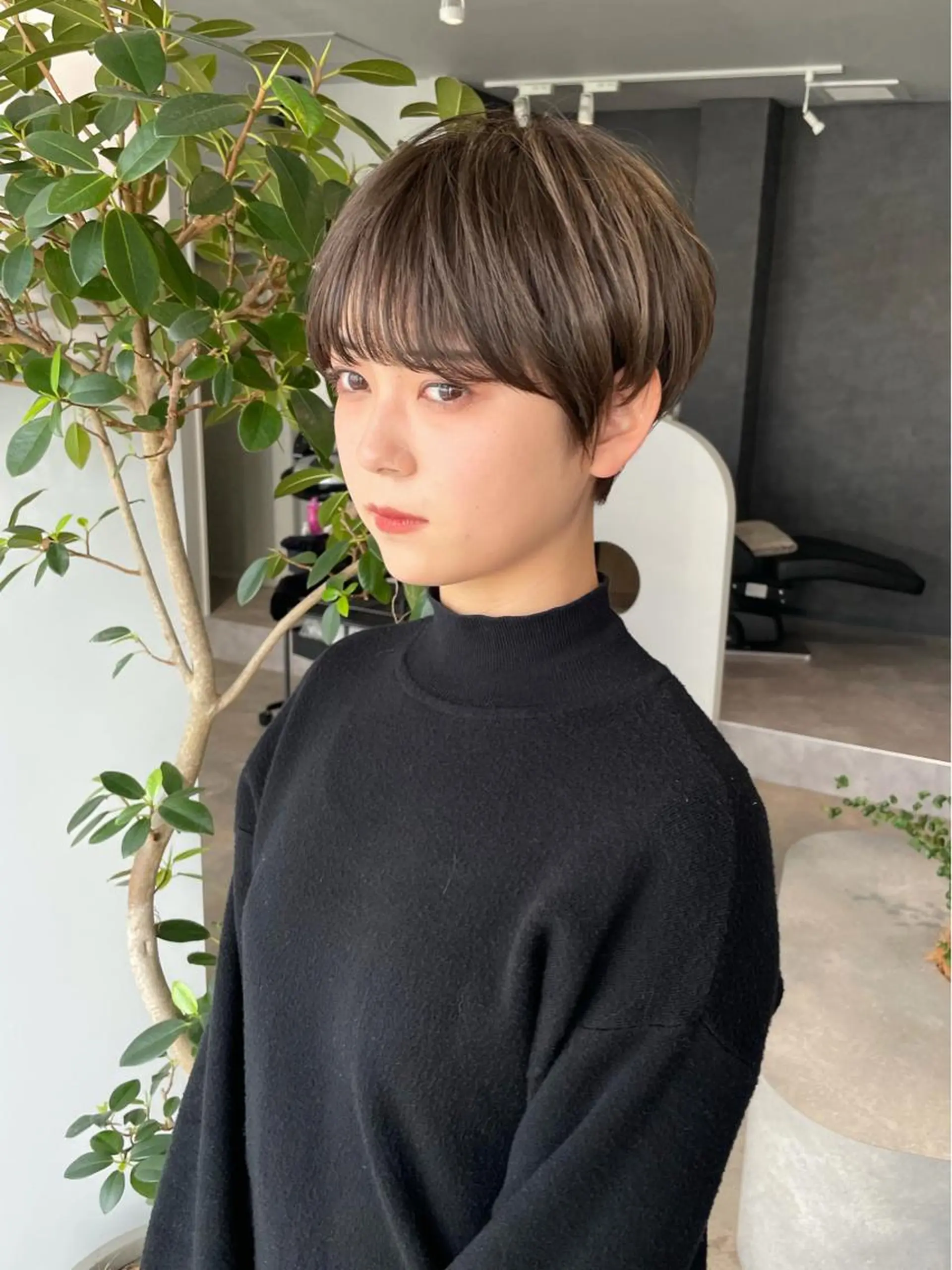 ショート 岸川 恭子のヘアスタイル