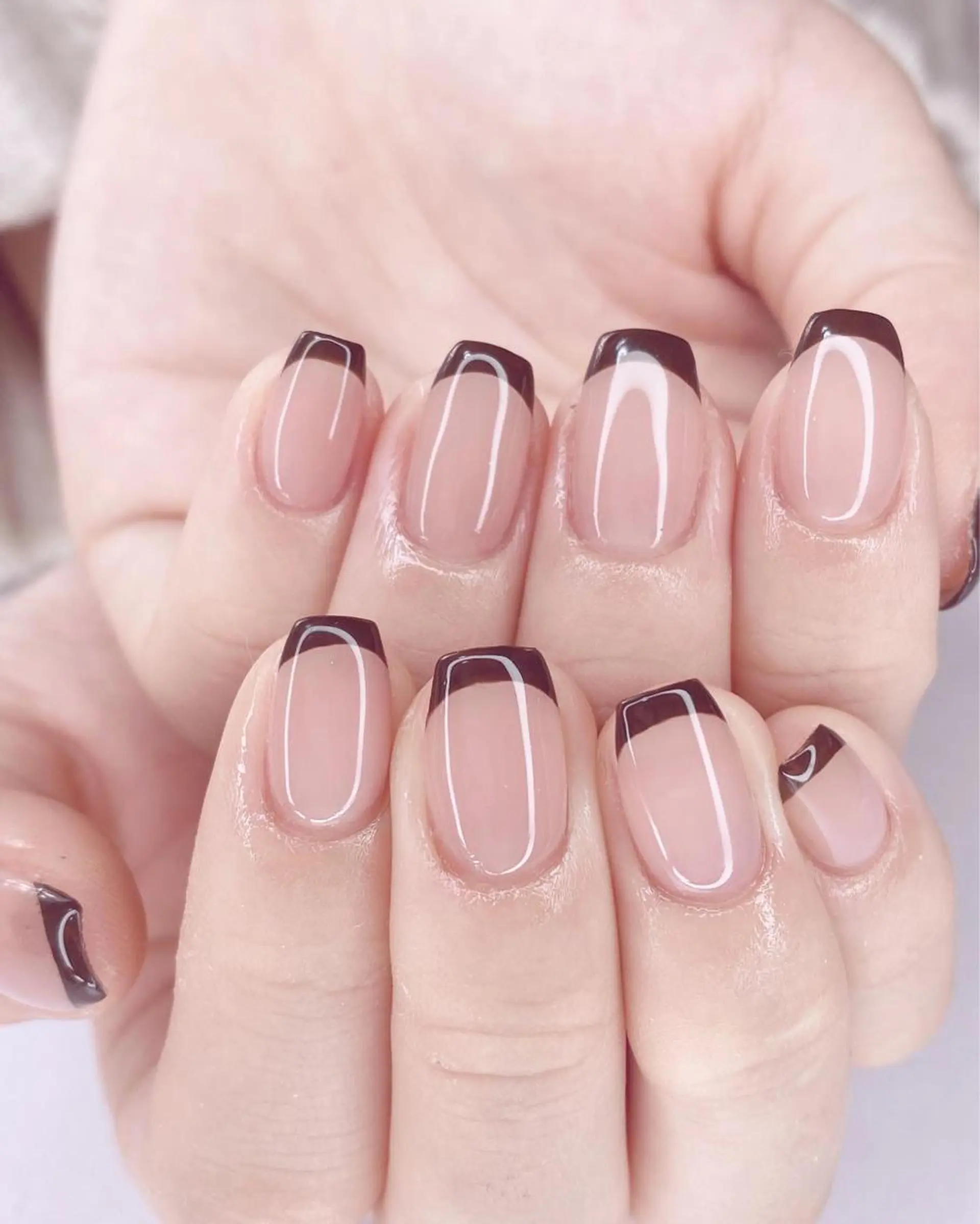 ネイル アートネイル フレンチネイル グラデーション キラキラネイル ラメ(グリッター) Ｎail Ｓalon ertiのネイルデザイン