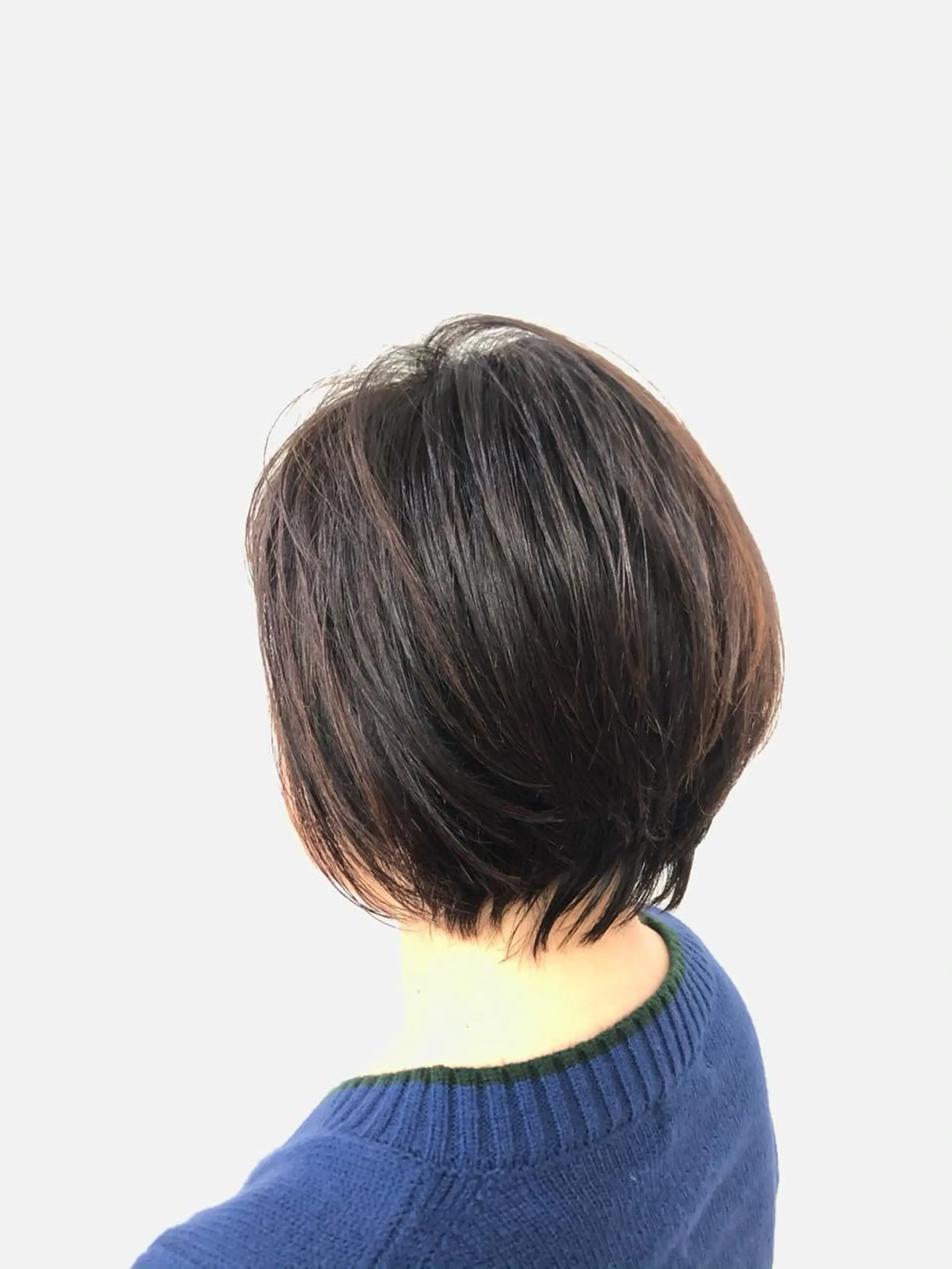 ショート カラー カット ヘアカラー メンズカット デザインカラーのヘアスタイル
