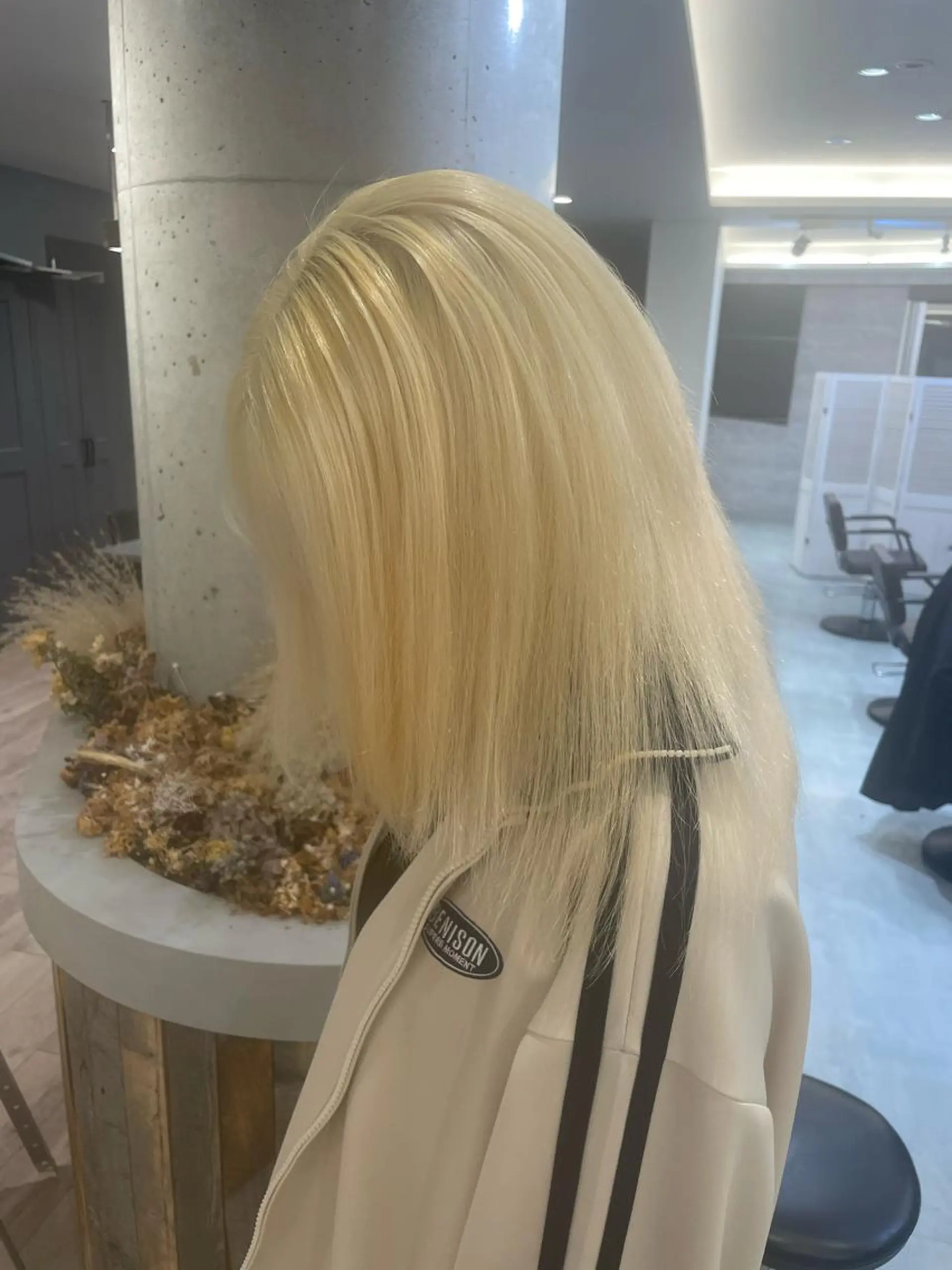 セミロング ヘアカラー トリートメント ♡似合わせハイトーン ♡maiのヘアスタイル