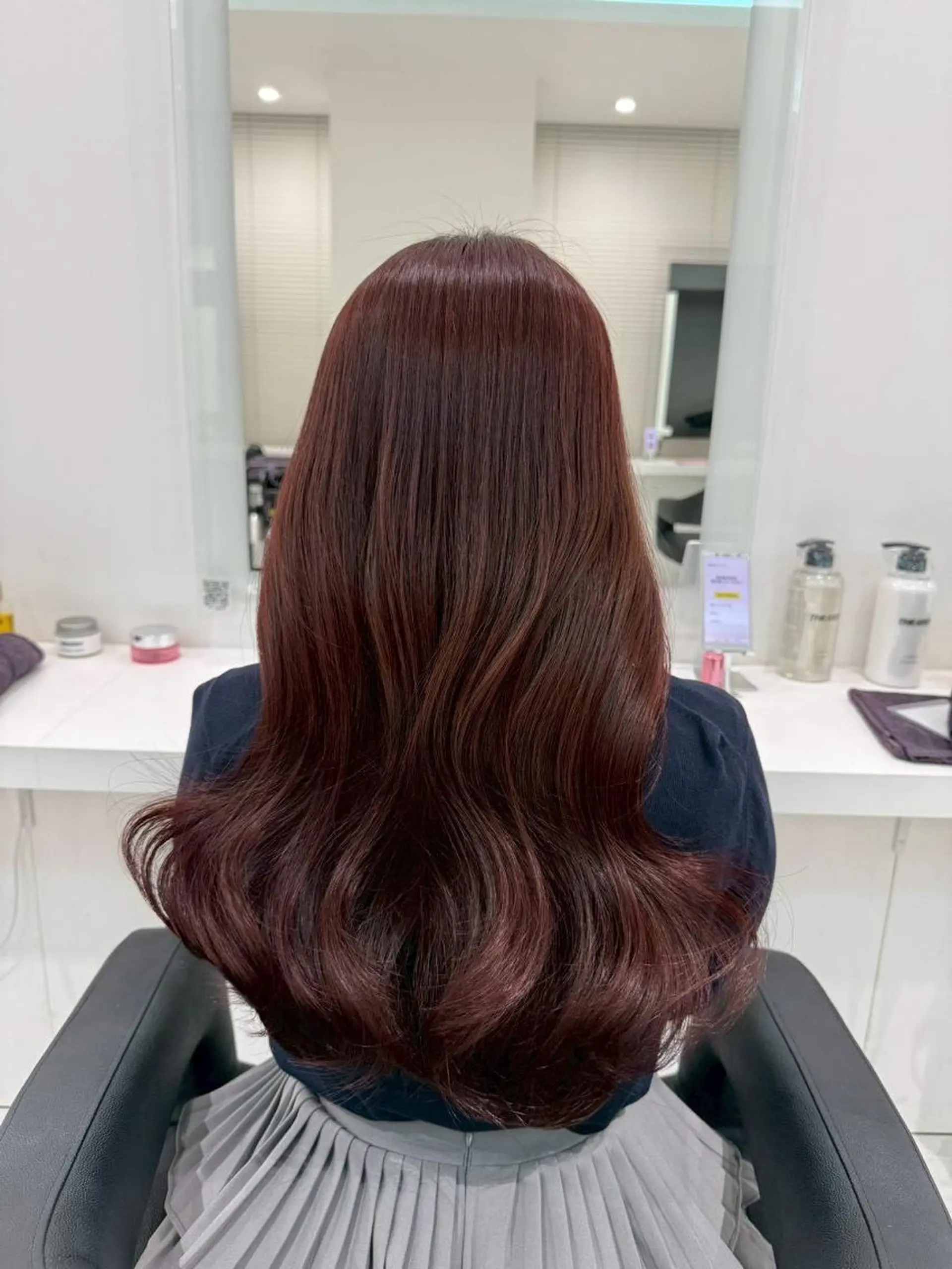 カラー トレンド×似合わせ 🤍艶モテヘア🤍のヘアスタイル