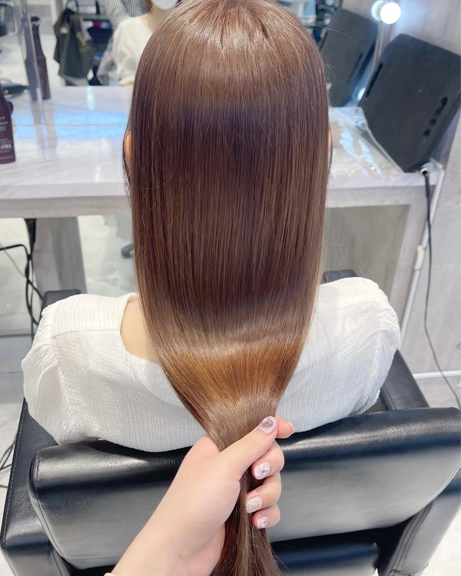 ロング カラー パーマ ヘアアレンジ メンズ キッズ ネイル マツエク・マツパ アイブロウ 🎀韓国レイヤー YURINA🎀のヘアスタイル