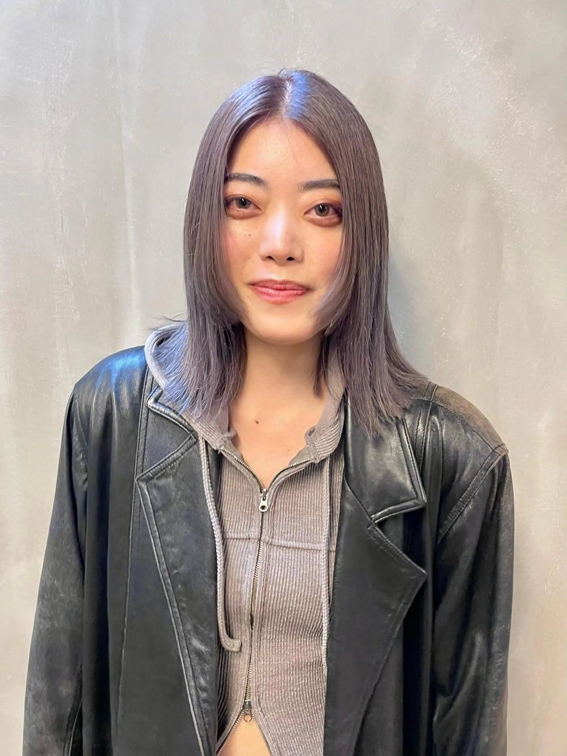 ミディアム カラー パーマ ヘアアレンジ メンズ キッズ ネイル マツエク・マツパ アイブロウ カット ヘアカラー トリートメント tatsumi/ボブ ウルフ/レイヤーのヘアスタイル