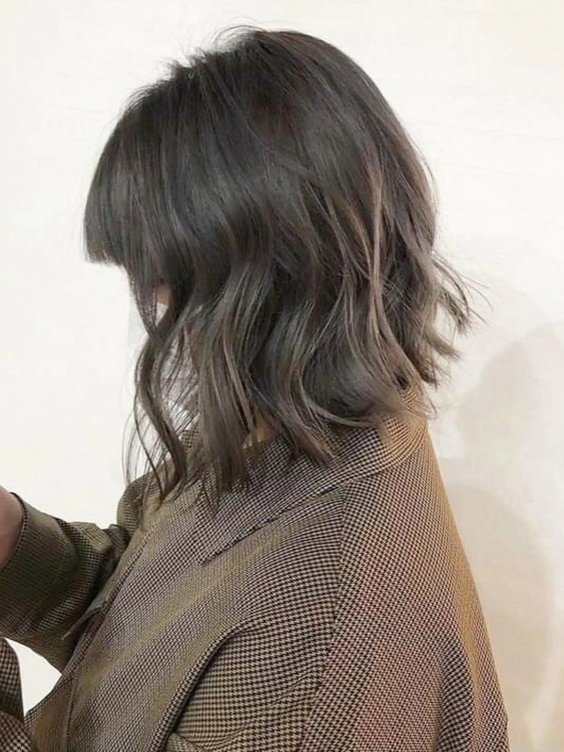 ミディアム カラー ハイライトカラー ハイライト ITbyALBUM 松戸のヘアスタイル