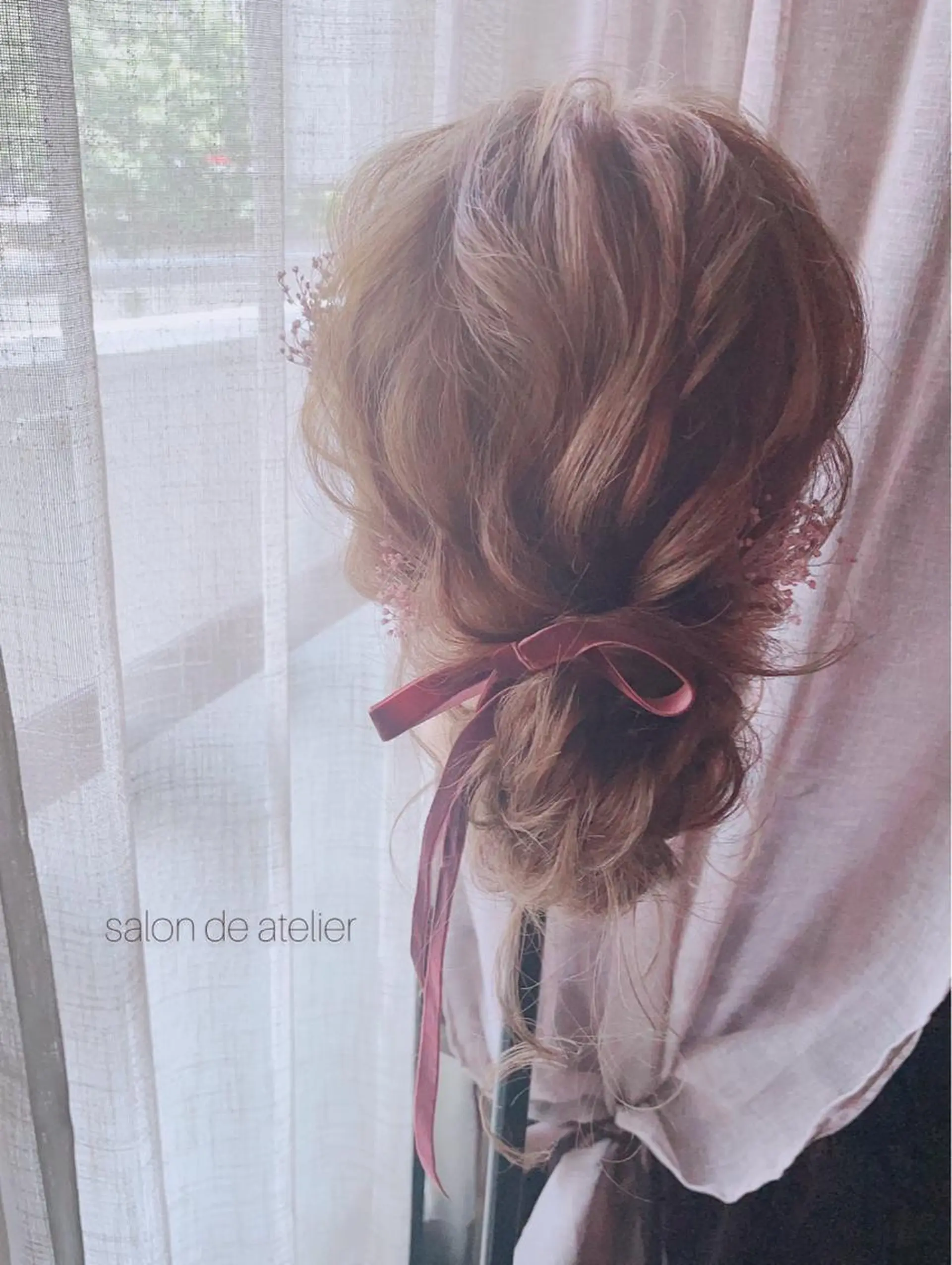 ヘアアレンジ 髪飾り ヘアセット サロンデアトリエ 愛沙花のマツエク・マツパデザイン