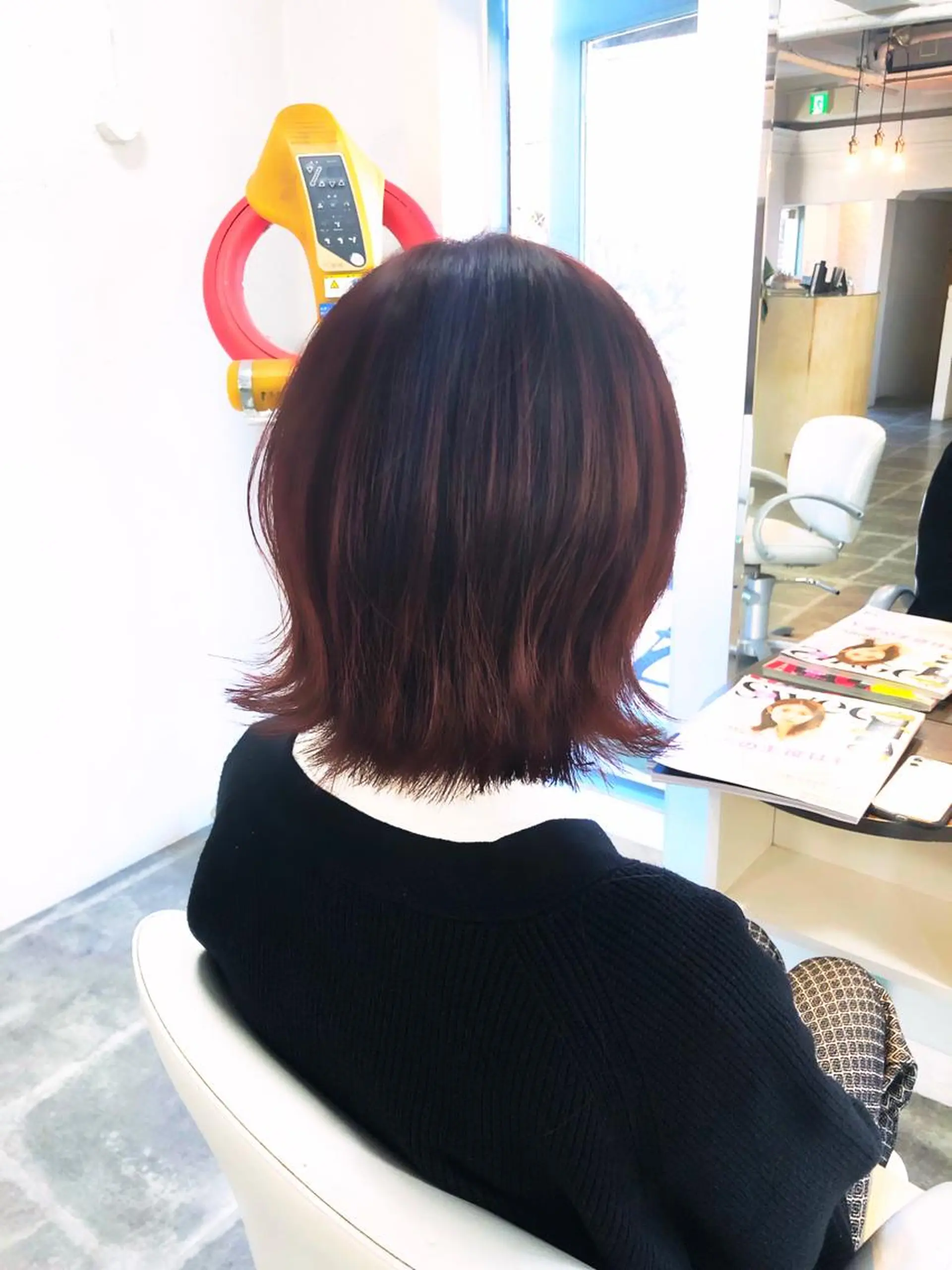 ミディアム カット ヘアカラー トリートメント レイヤーカット ショート/宮本洋介のヘアスタイル