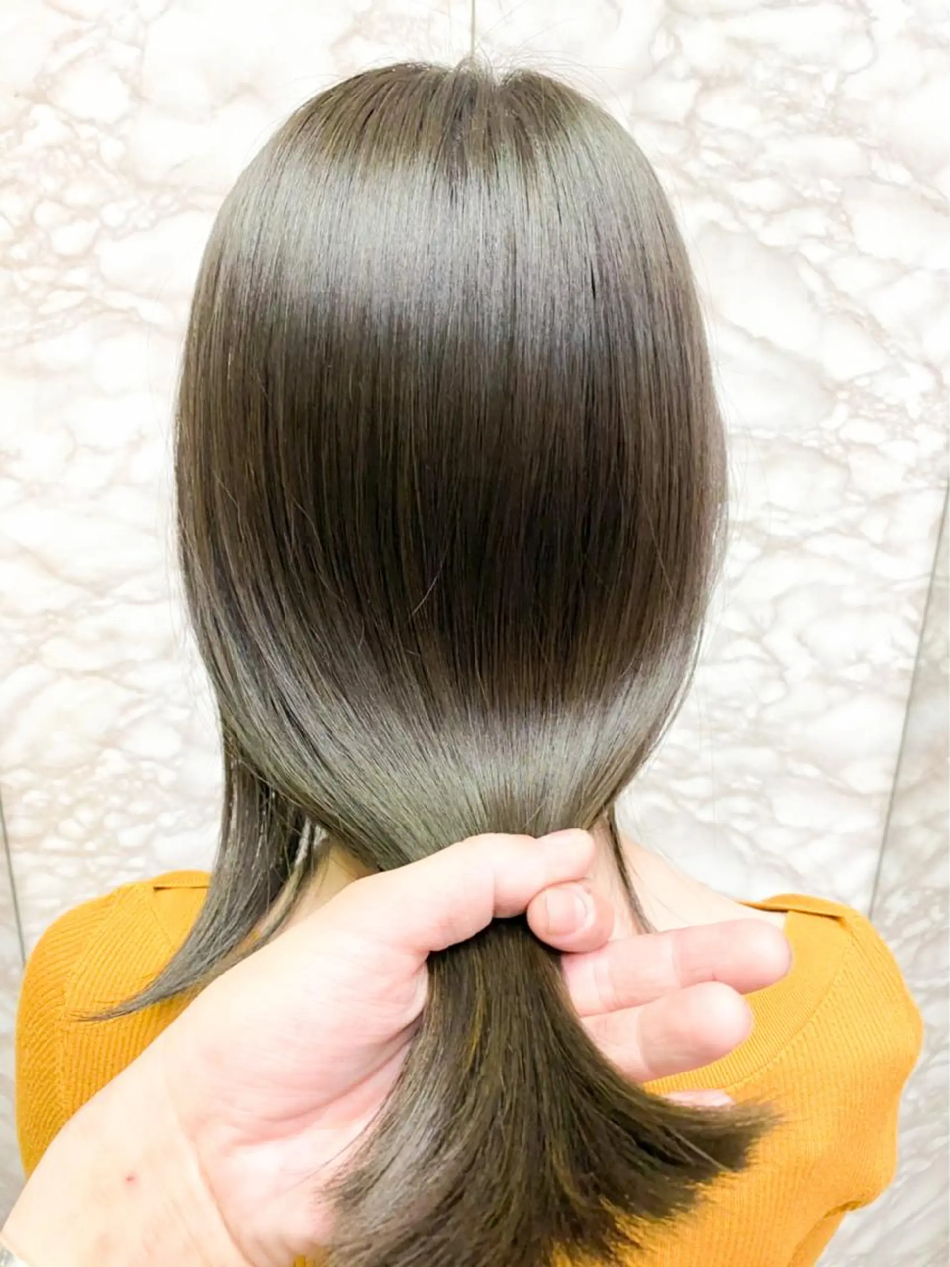 ロング カラー ヘアアレンジ ベージュカラー オリーブベージュ ロング カット ヘアカラー トリートメント 山崎 澪 レイヤーカット/大宮のヘアスタイル