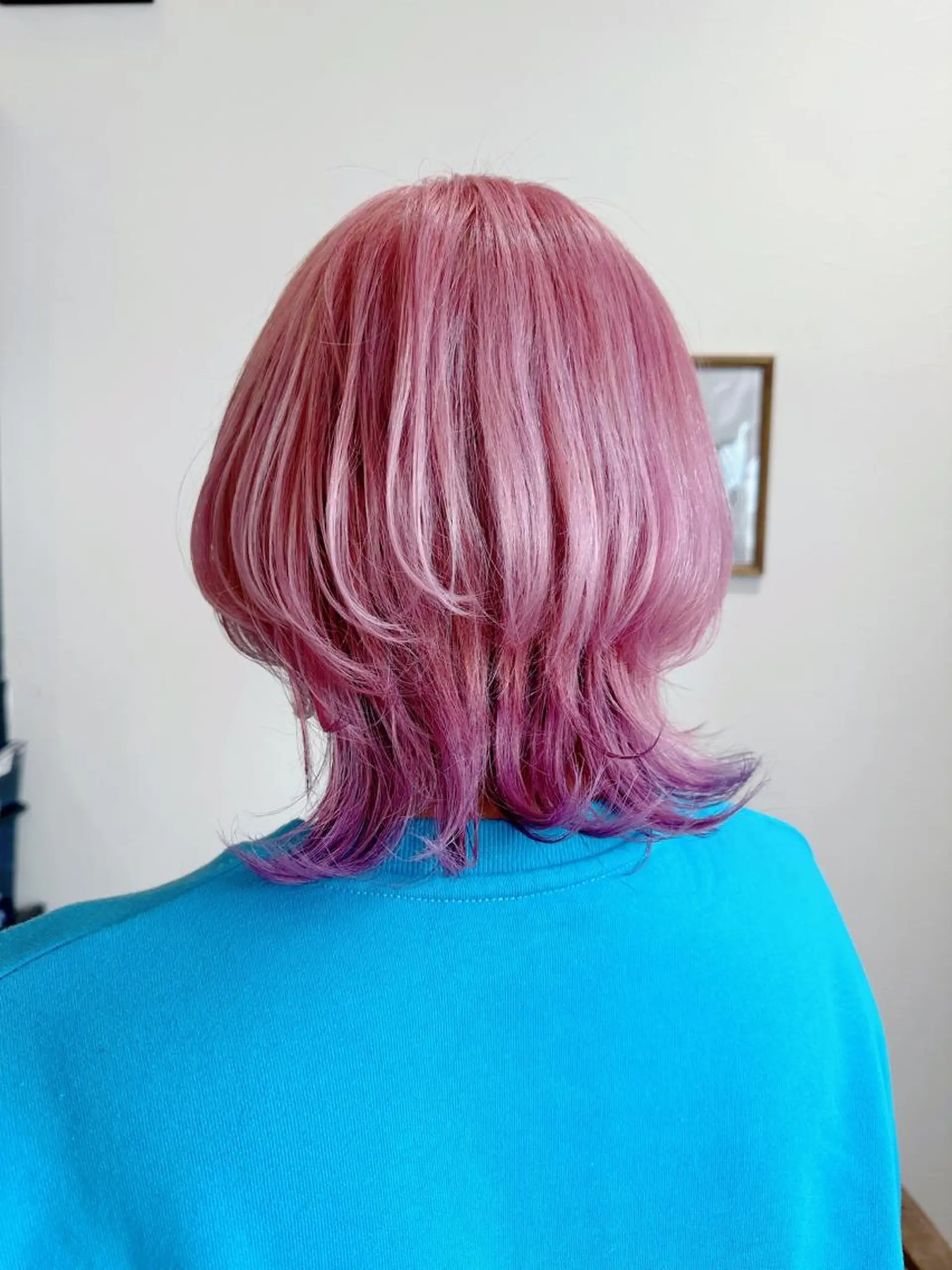 セミロング カラー カット ヘアカラー トリートメント ARISA🦋推し・ アニメカラー/派手髪のヘアスタイル