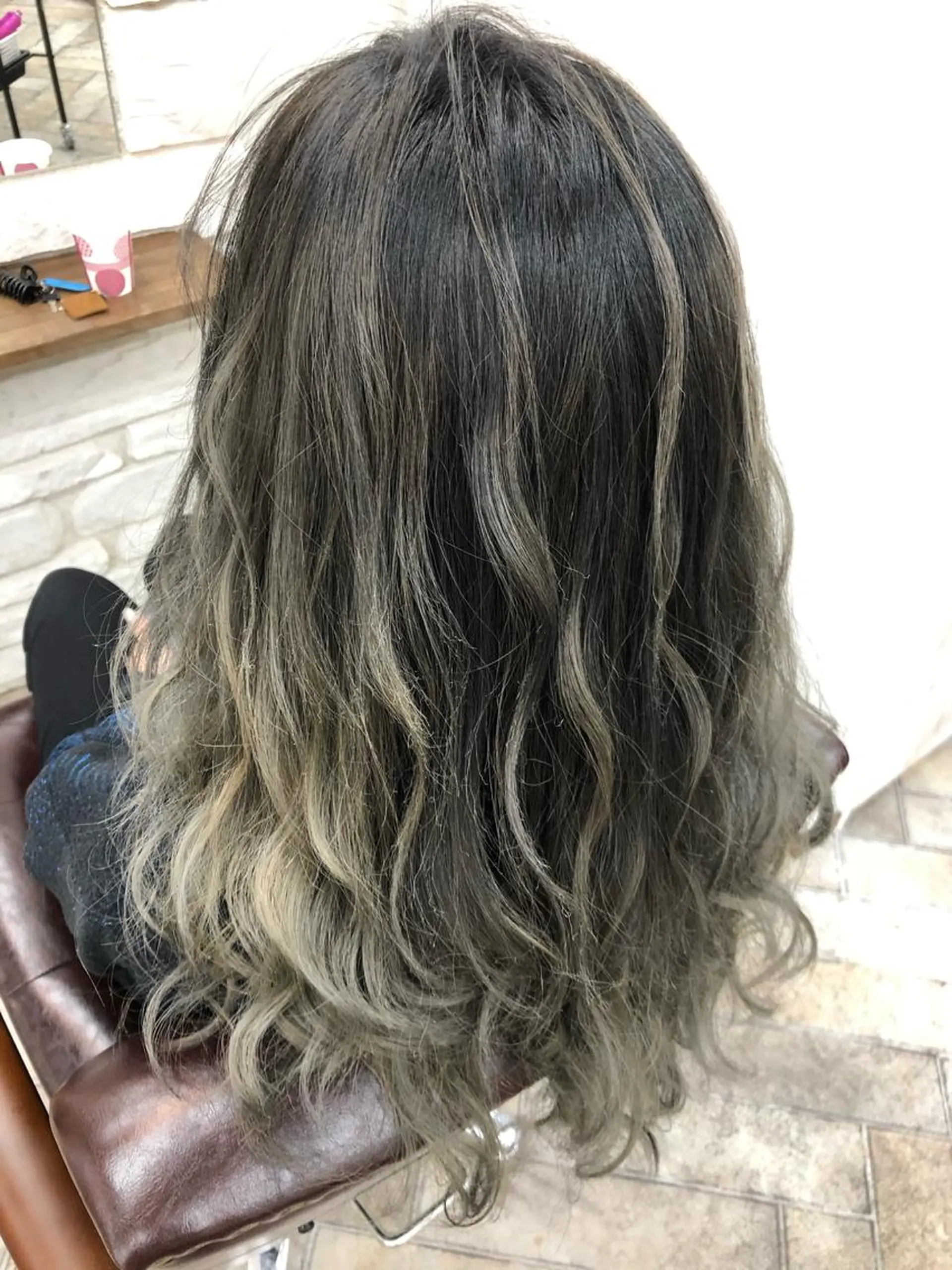 ロング レイヤーカット ヘアセット 野中のヘアスタイル
