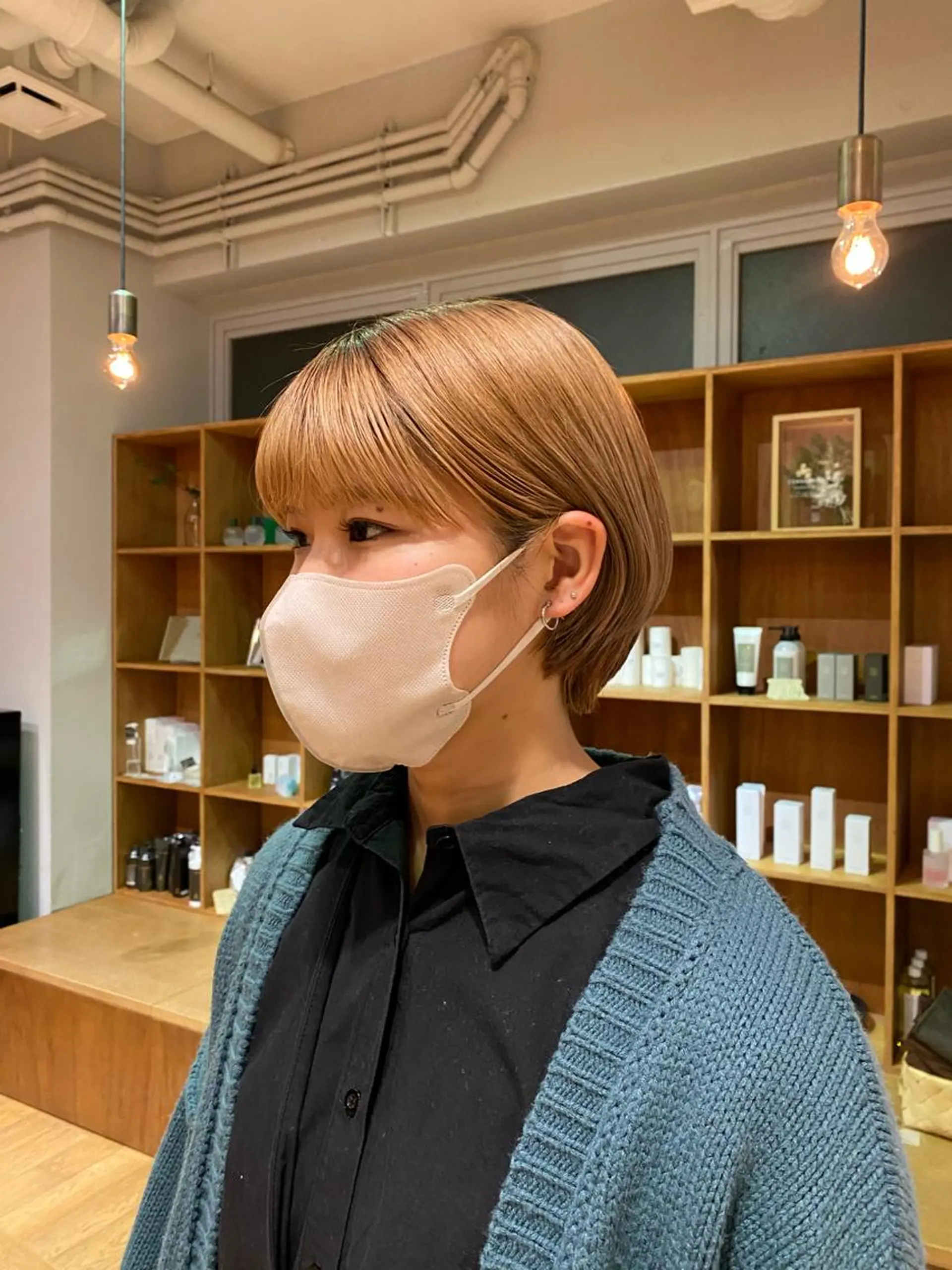 ショート 大人可愛い♡コテ巻き パーマ🌼杉田 萌恵のヘアスタイル