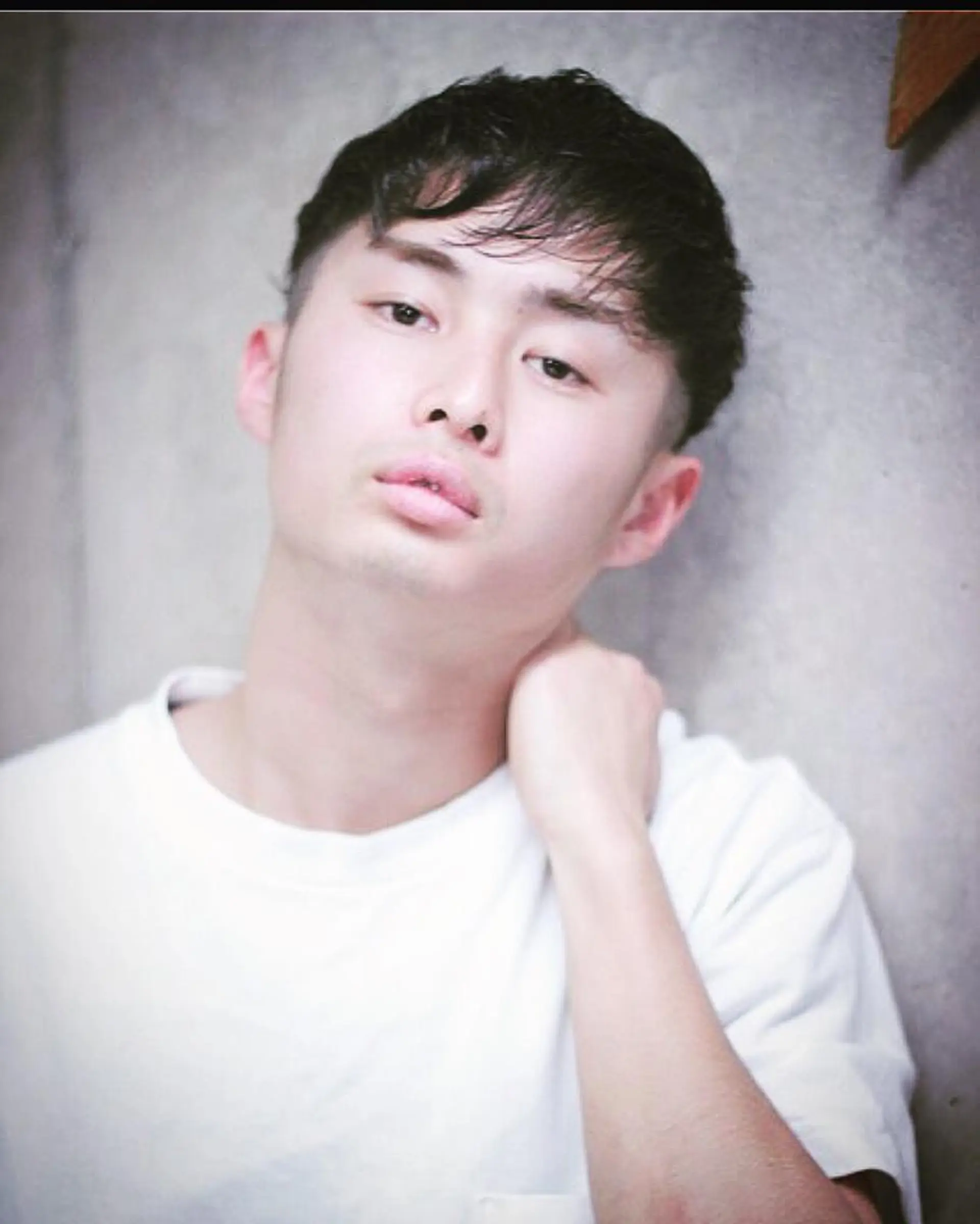 ショート パーマ メンズ フェードカット メンズパーマ cachecache所属・及川 光のヘアスタイル