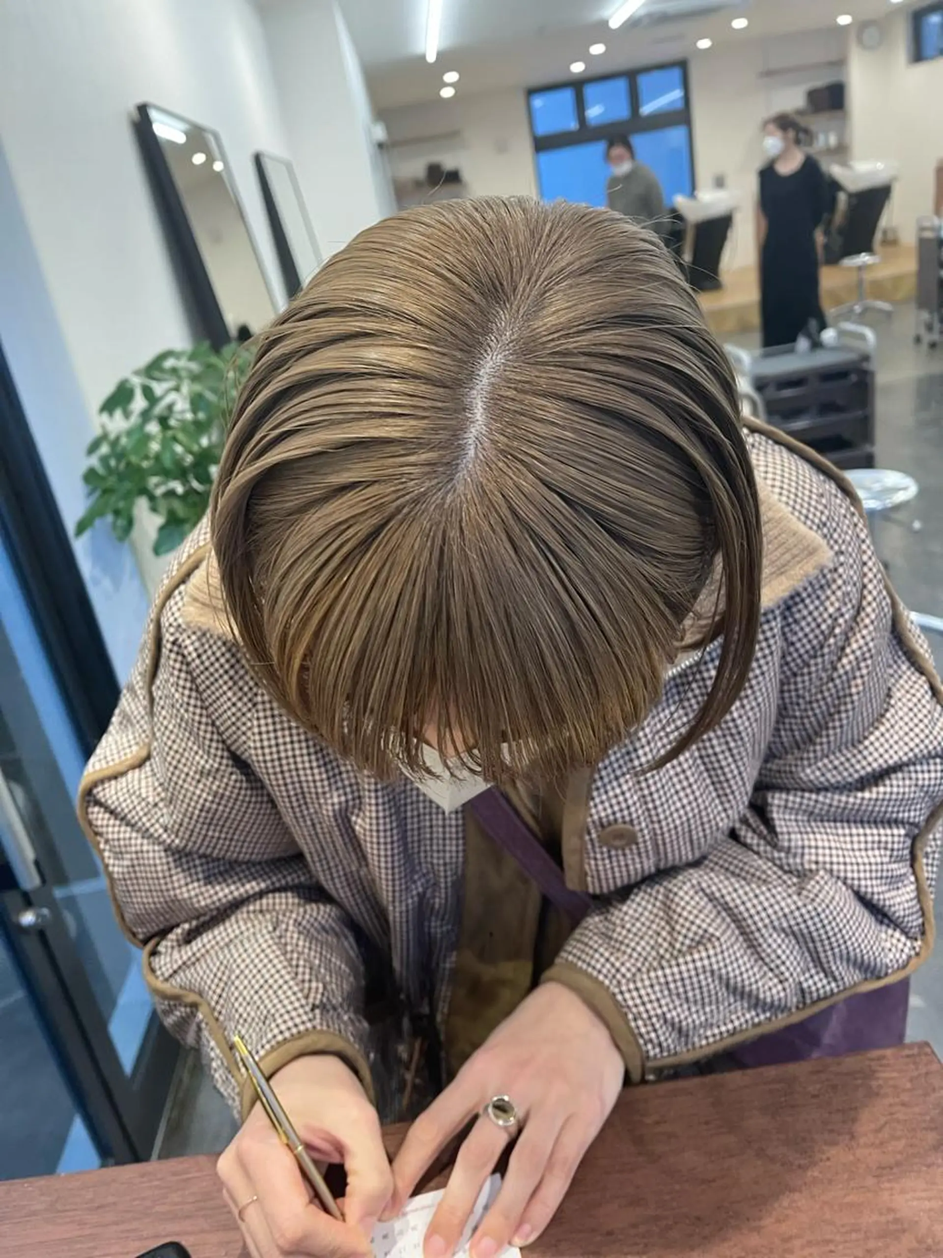 ショート 💓パーマ，💗 レイヤーカットのヘアスタイル