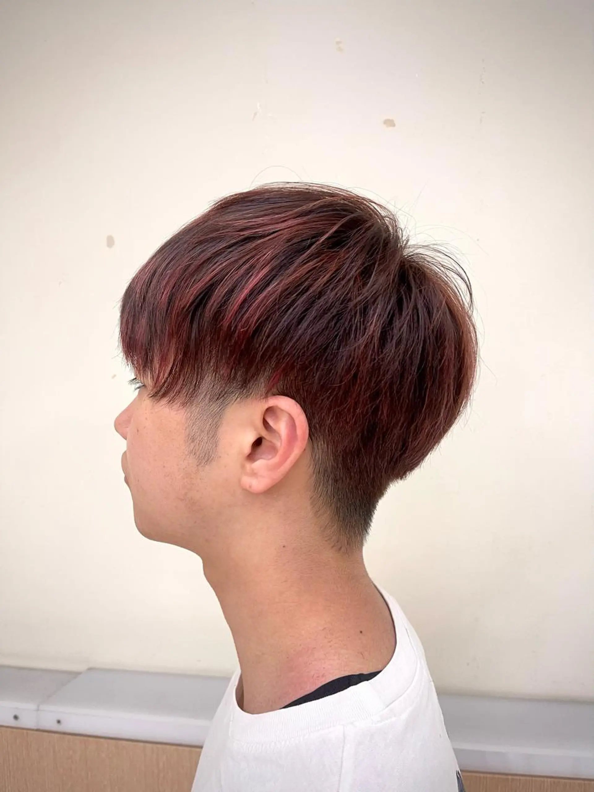 ショート カラー パープルカラー レッドカラー カット 似合わせスタイル 足立のヘアスタイル