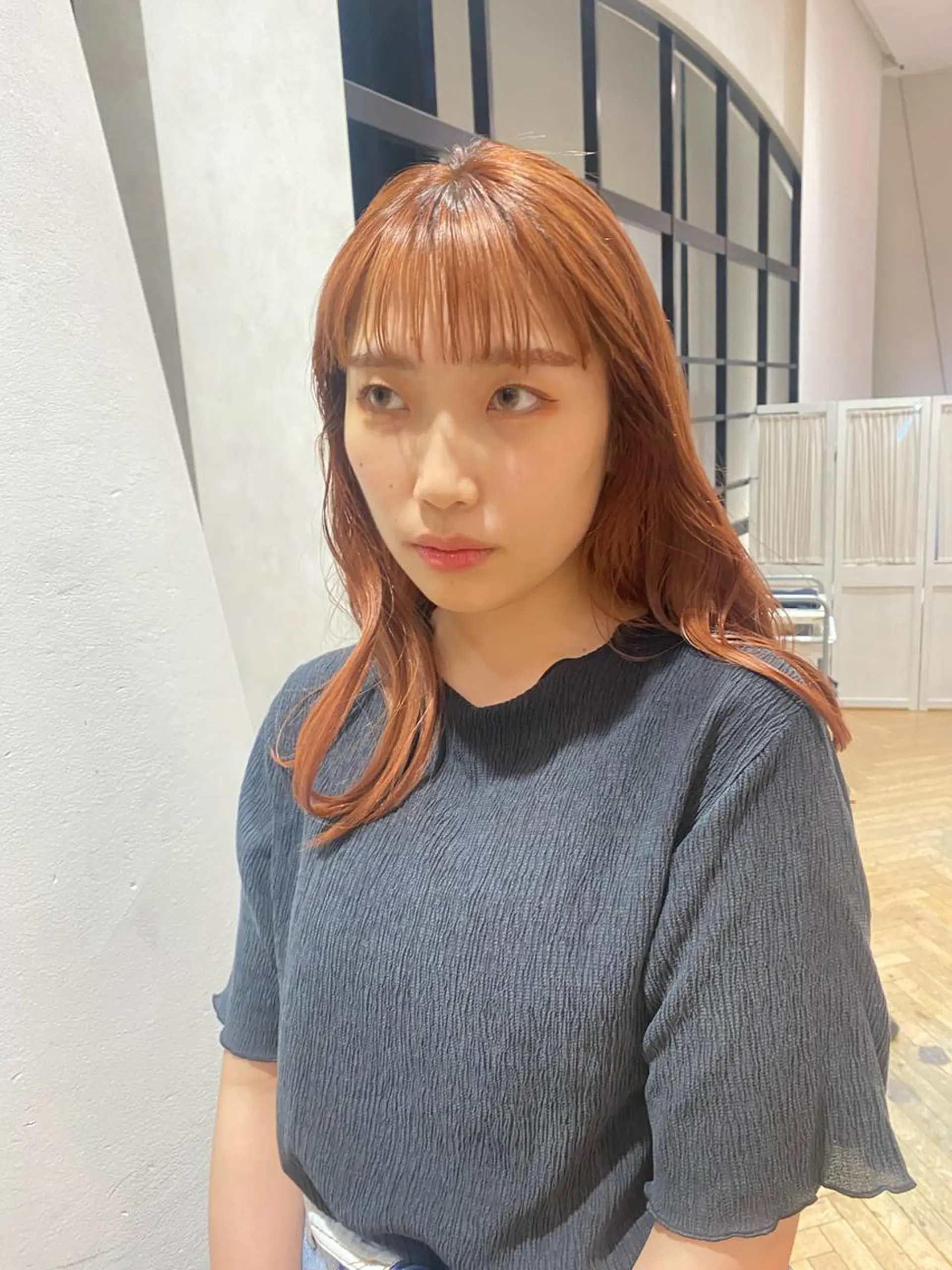 セミロング カラー ブリーチ ブリーチなしカラー 増井 彩乃のヘアスタイル