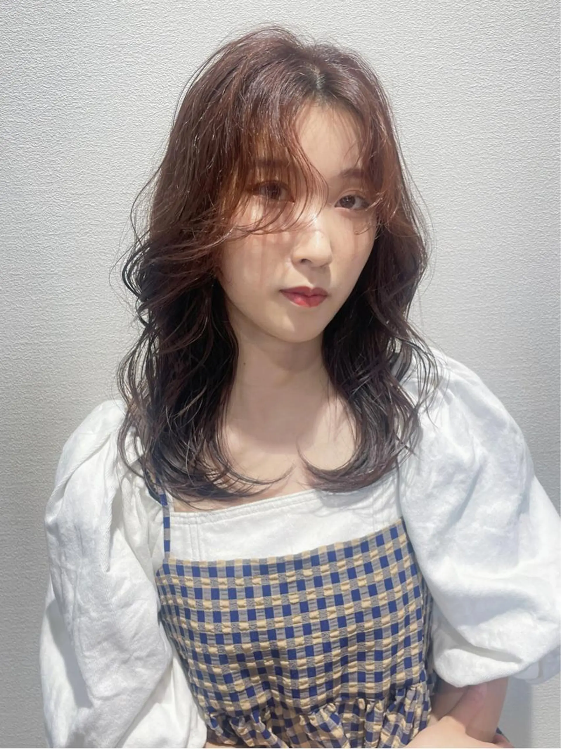 セミロング カラー ブリーチ ブラウンカラー ケアブリーチ 透明感カラー ダブルカラー カット ヘアカラー トリートメント ひなた ブリーチ/渋谷のヘアスタイル