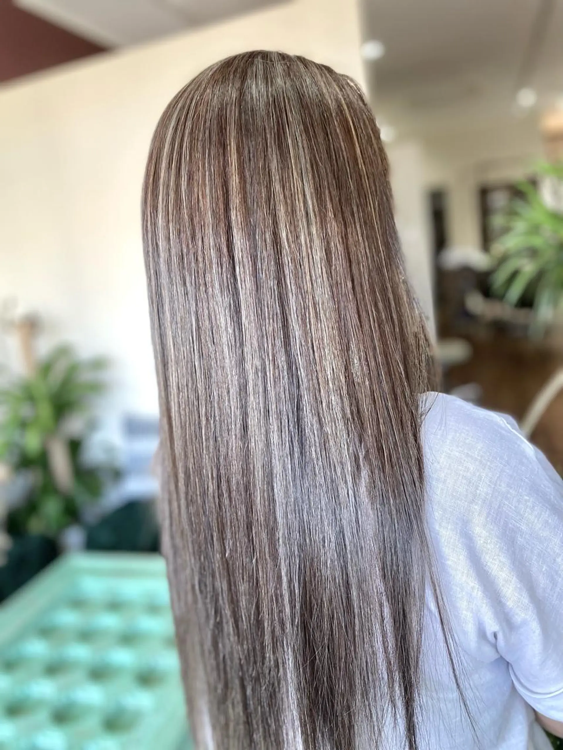 ロング カラー ハイライトカラー ラベンダーカラー ハイライト ヘアカラー Style Tのヘアスタイル