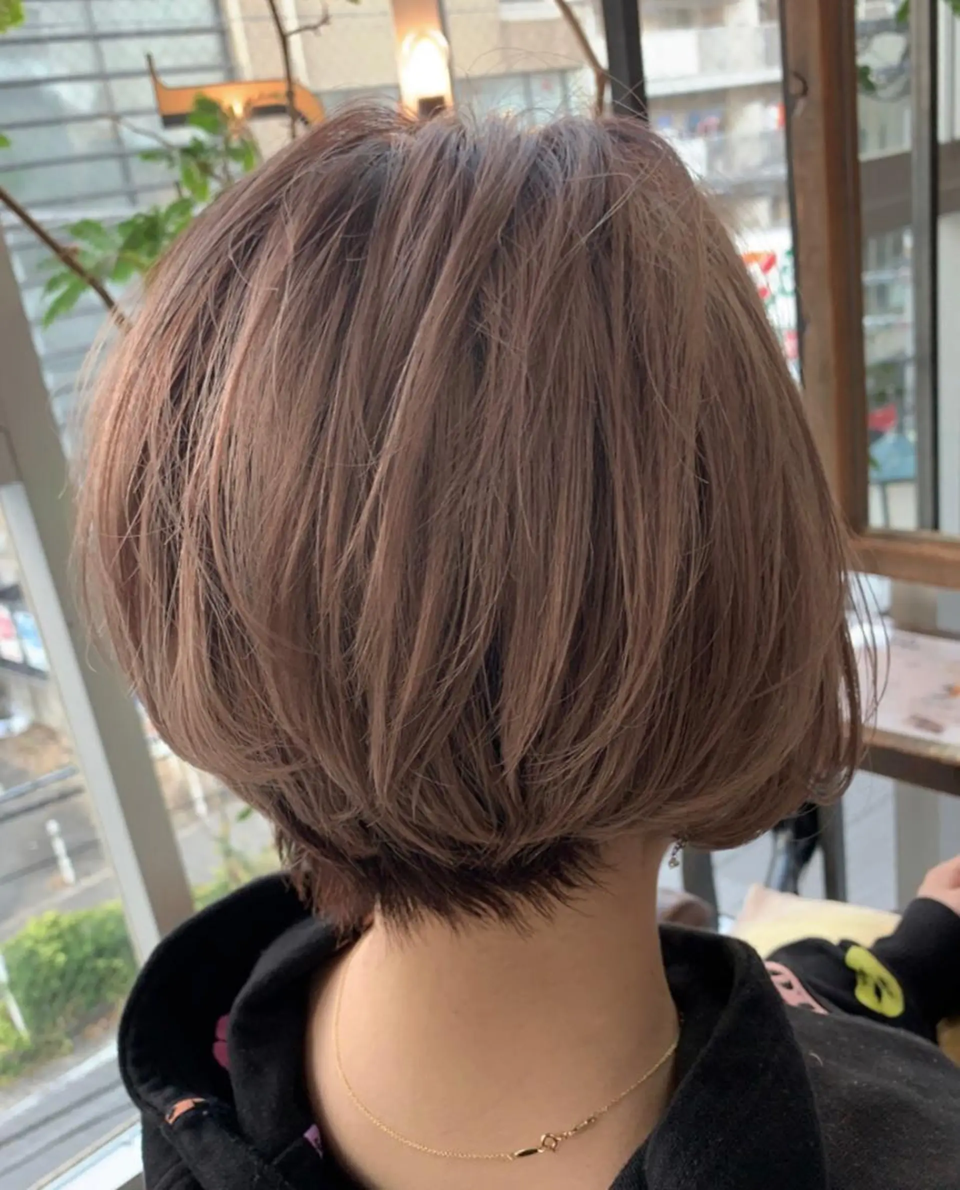 ショート 福地 礼奈のヘアスタイル