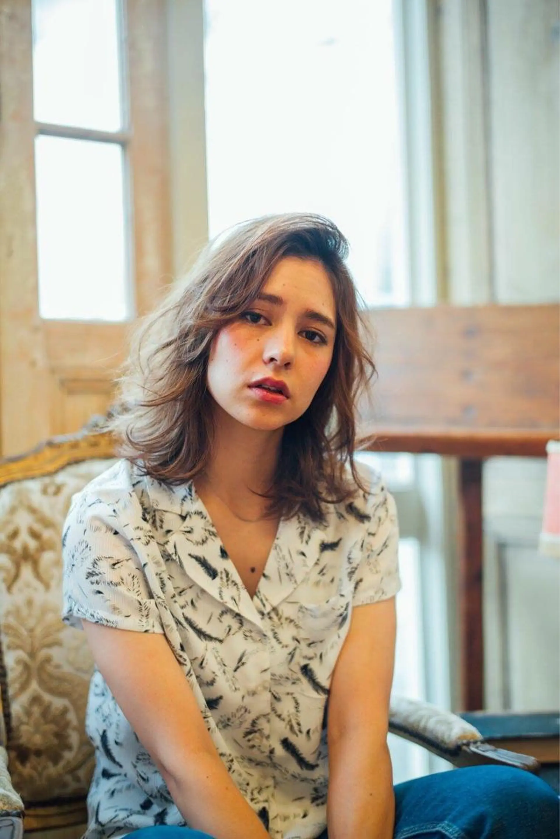 セミロング カラー パーマ グレージュ 舘野 太嘉宏のヘアスタイル