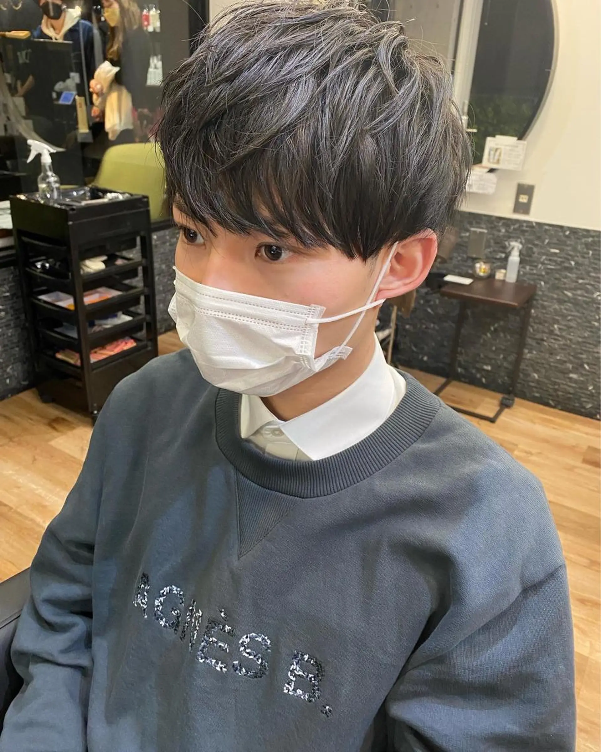 ショート メンズ アップバング センターパート メンズ韓国風 マッシュ メンズショート カット 大人可愛いレイヤー 大田のヘアスタイル