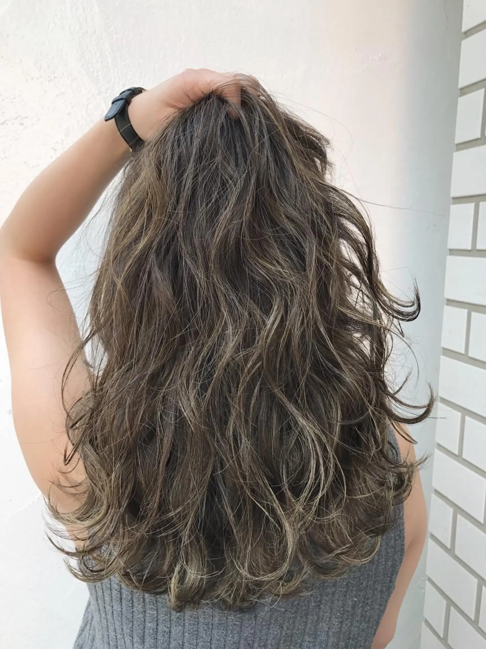 セミロング カラー ハイライトカラー ハイライト メンズカット特化柏駅 徒歩3分LOUのヘアスタイル