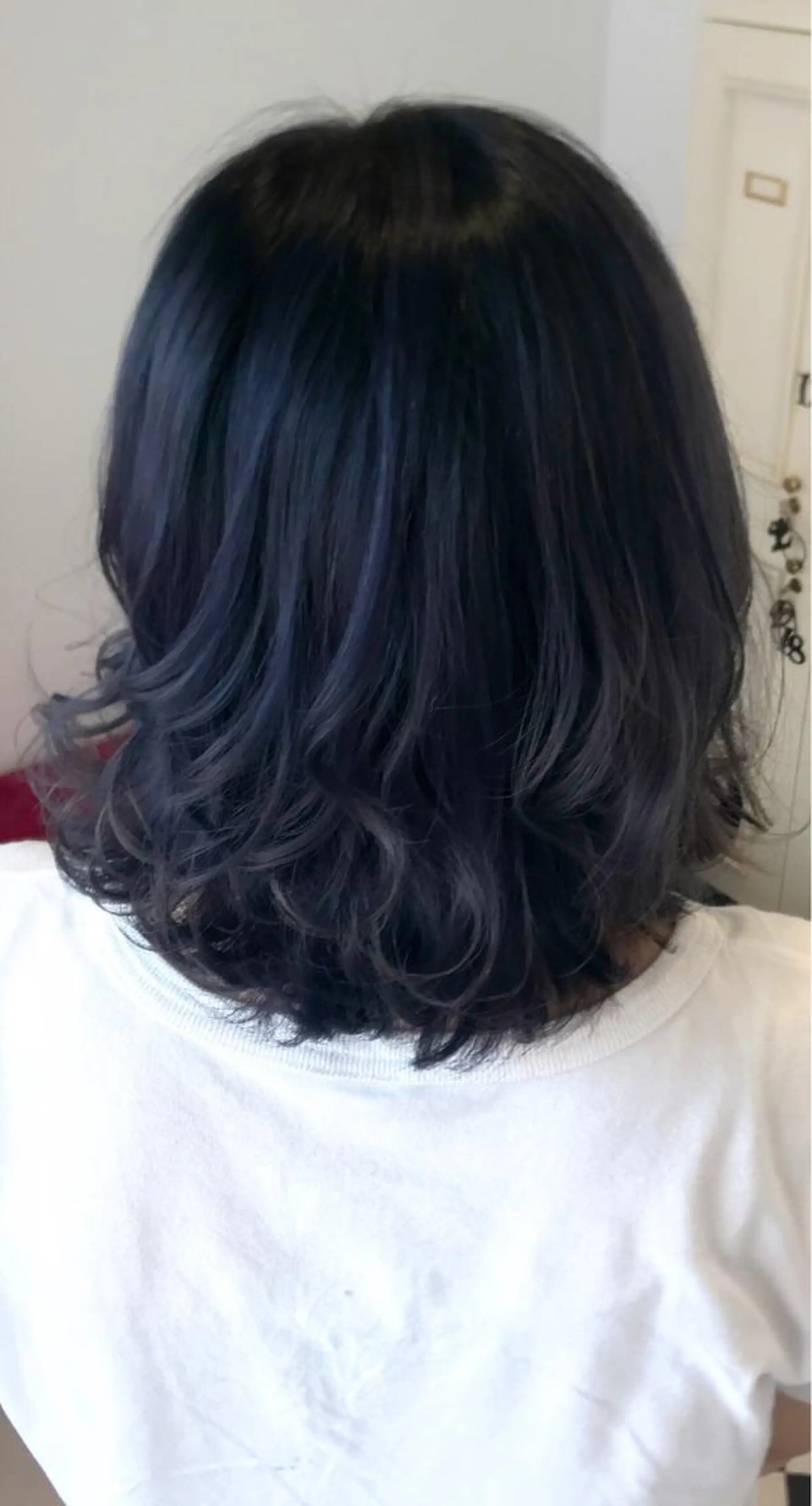 ミディアム カラー ヘアアレンジ ブリーチカラー🌈 嘉名 真樹のヘアスタイル