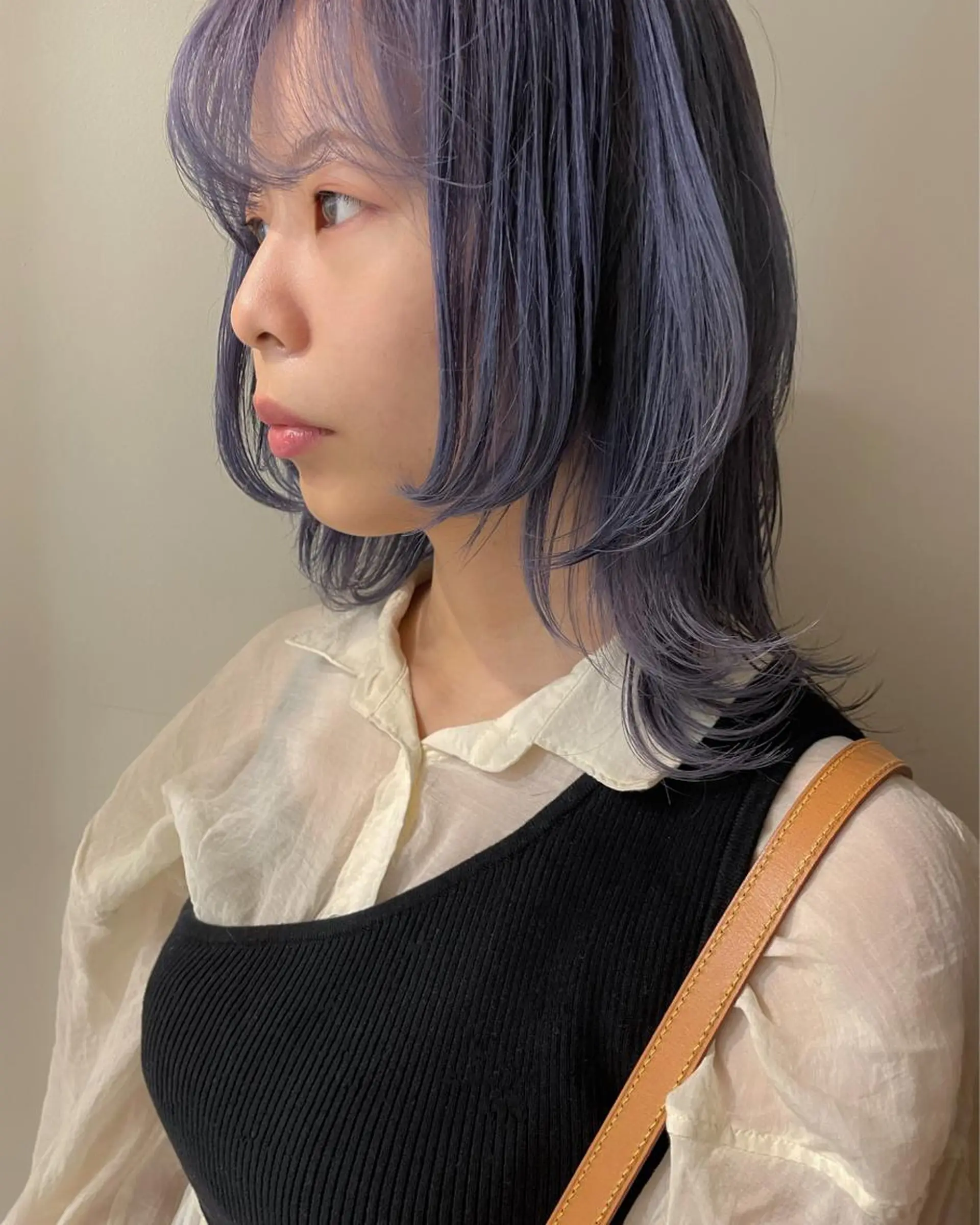 ミディアム Authen. soraのヘアスタイル