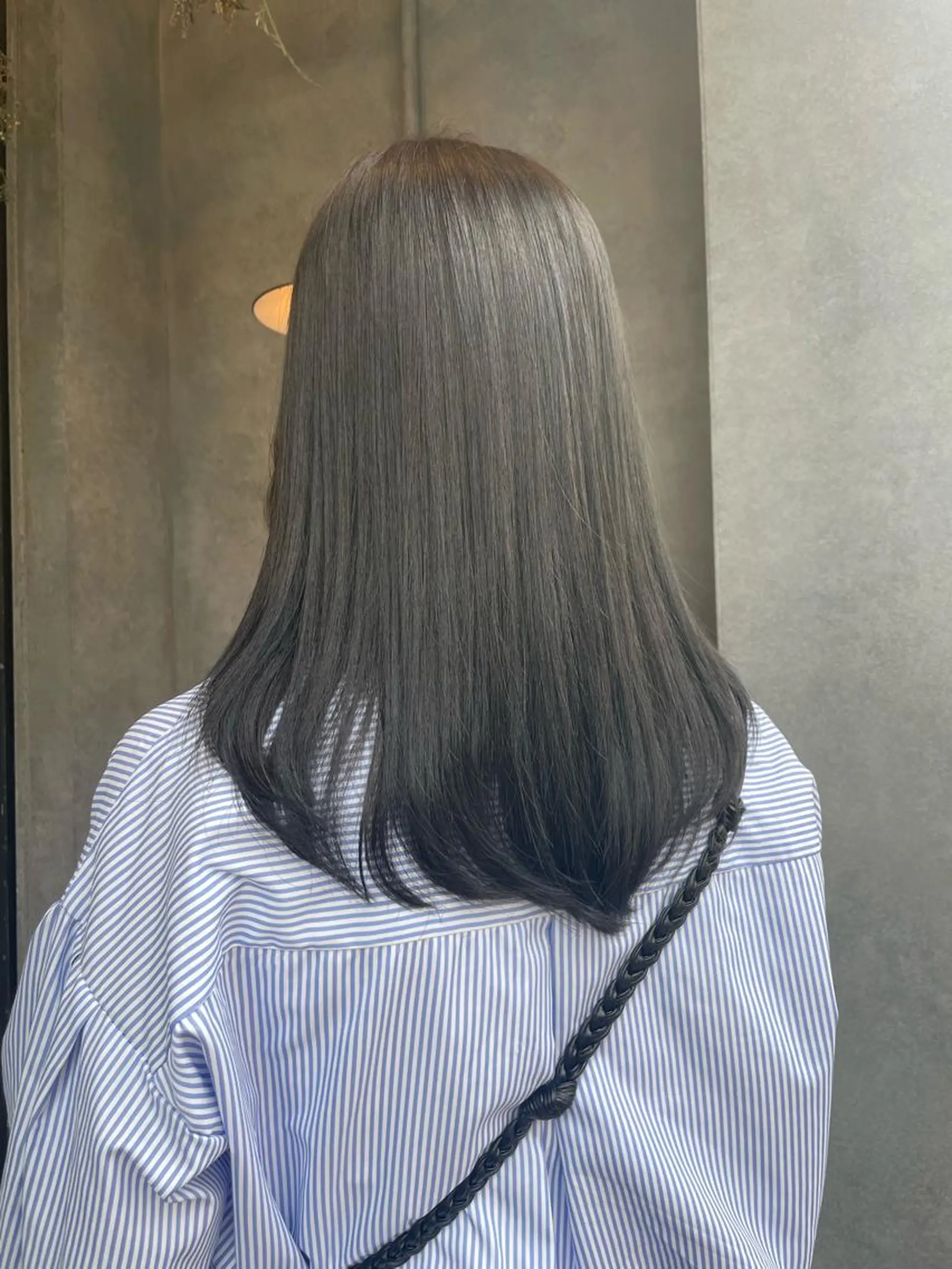 セミロング カラー カット ヘアカラー トリートメント N°　jillva 腰山 菜々美のヘアスタイル