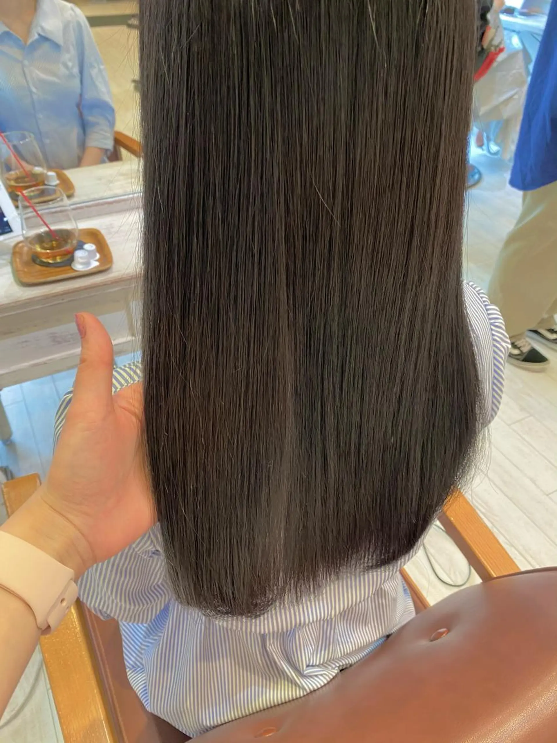 ロング カラー 透明感カラー グレージュ トリートメント ヘアカラー 髪質改善/艶カラー 🎀レイヤーカットのヘアスタイル