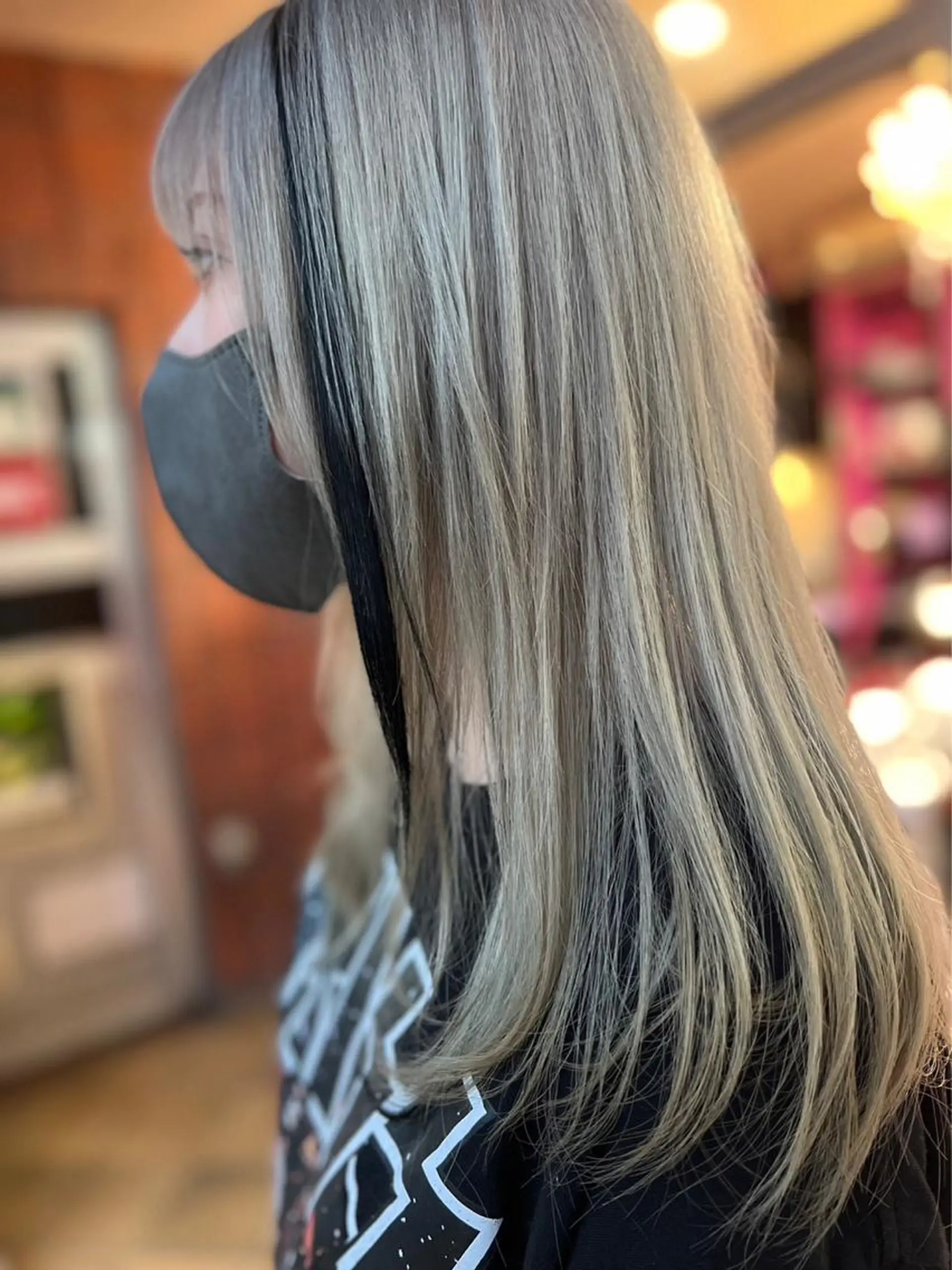 カラー 横山 千春のヘアスタイル