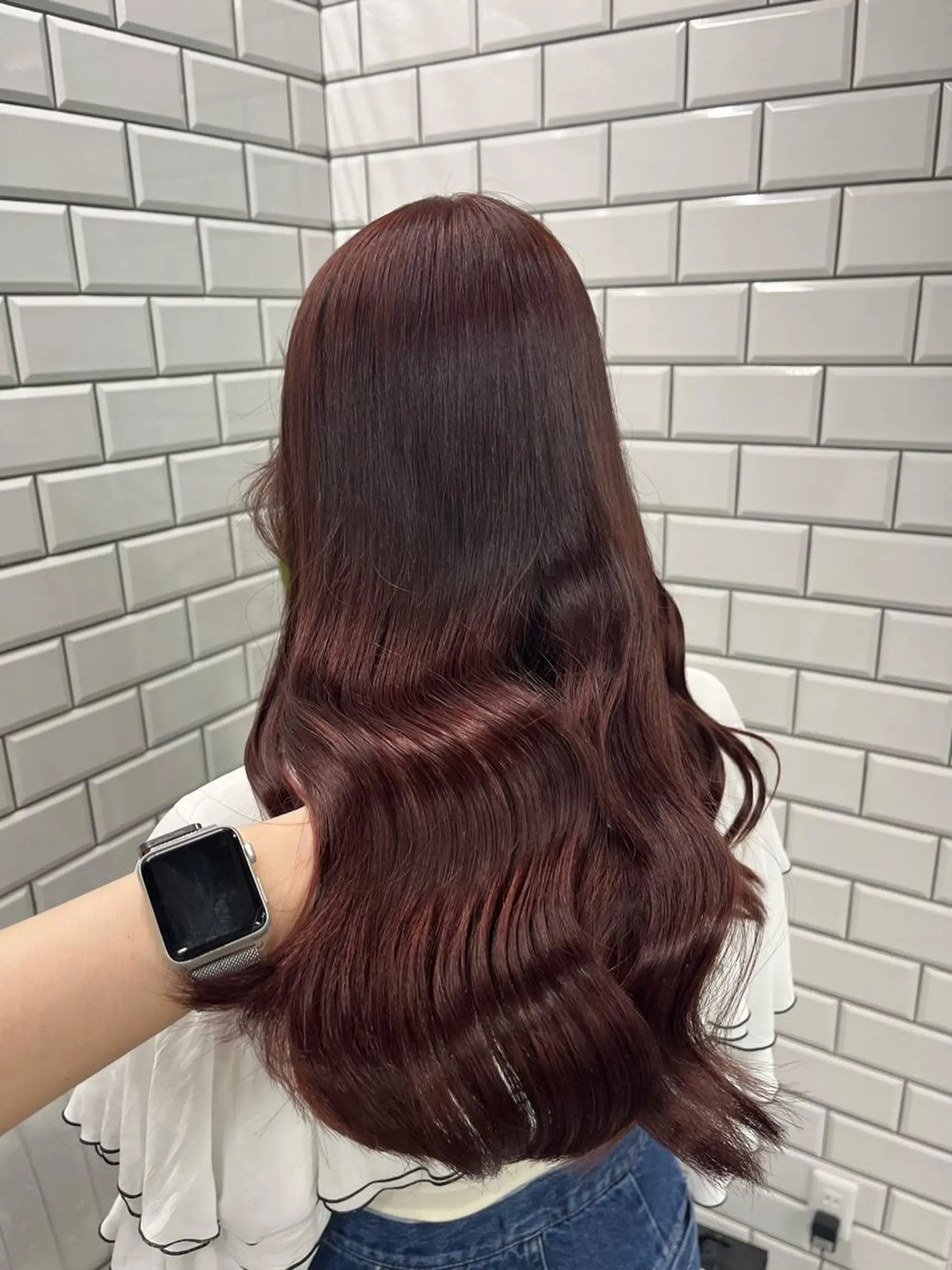 ロング カラー カシス ピンクカラー newi赤羽 HINATAのヘアスタイル