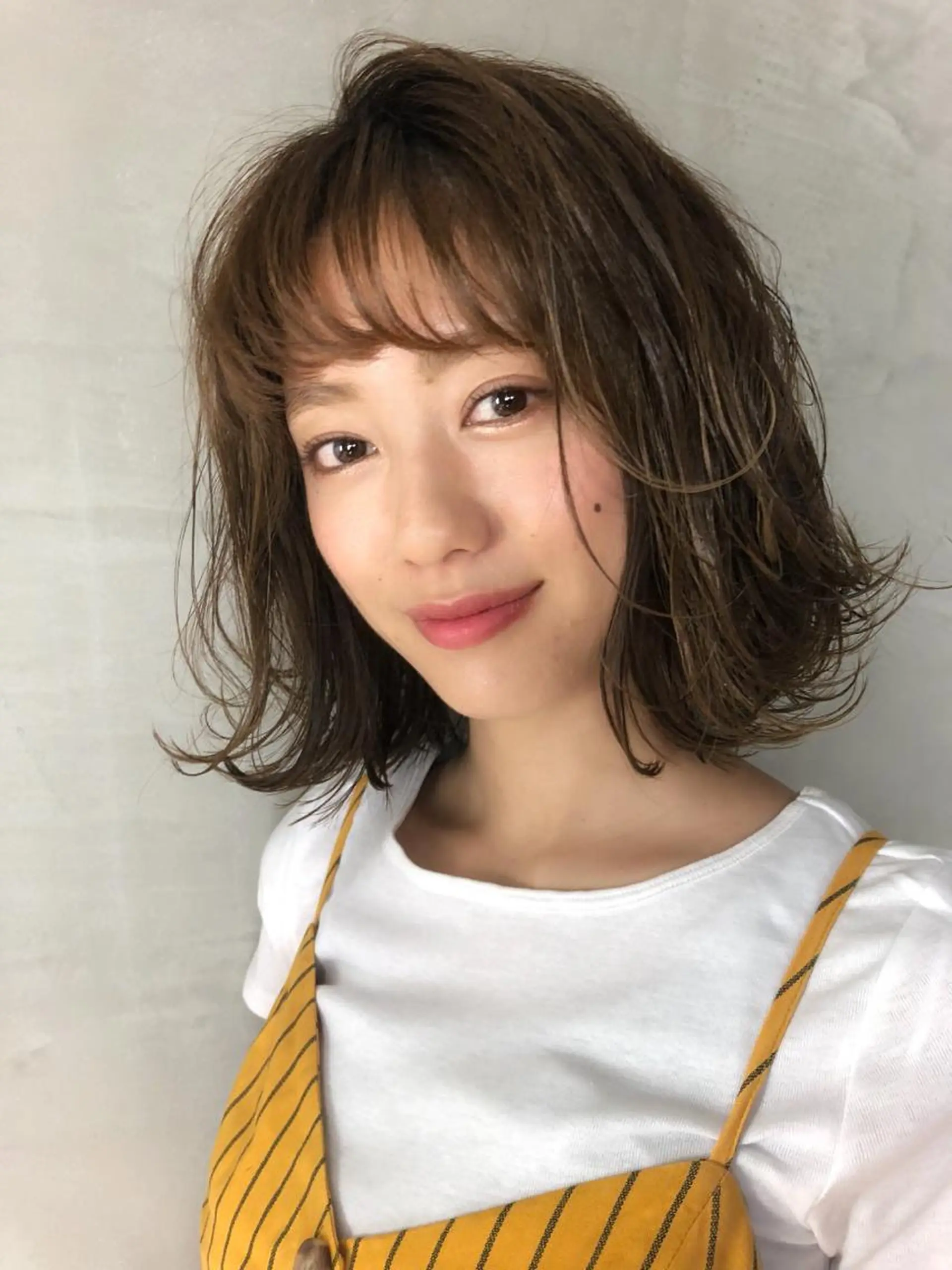ミディアム カット Reve Resort池袋のヘアスタイル