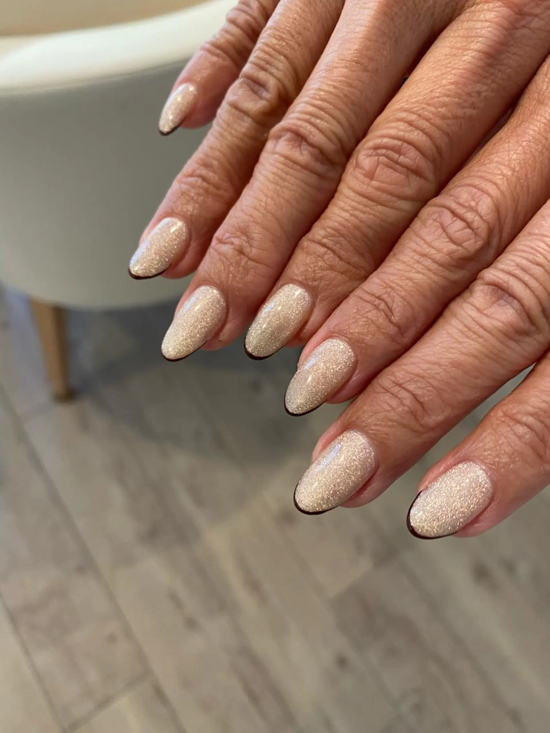 ネイル マグネットネイル マグネットワンカラー ワンカラーネイル 【LINON】 airiのネイルデザイン