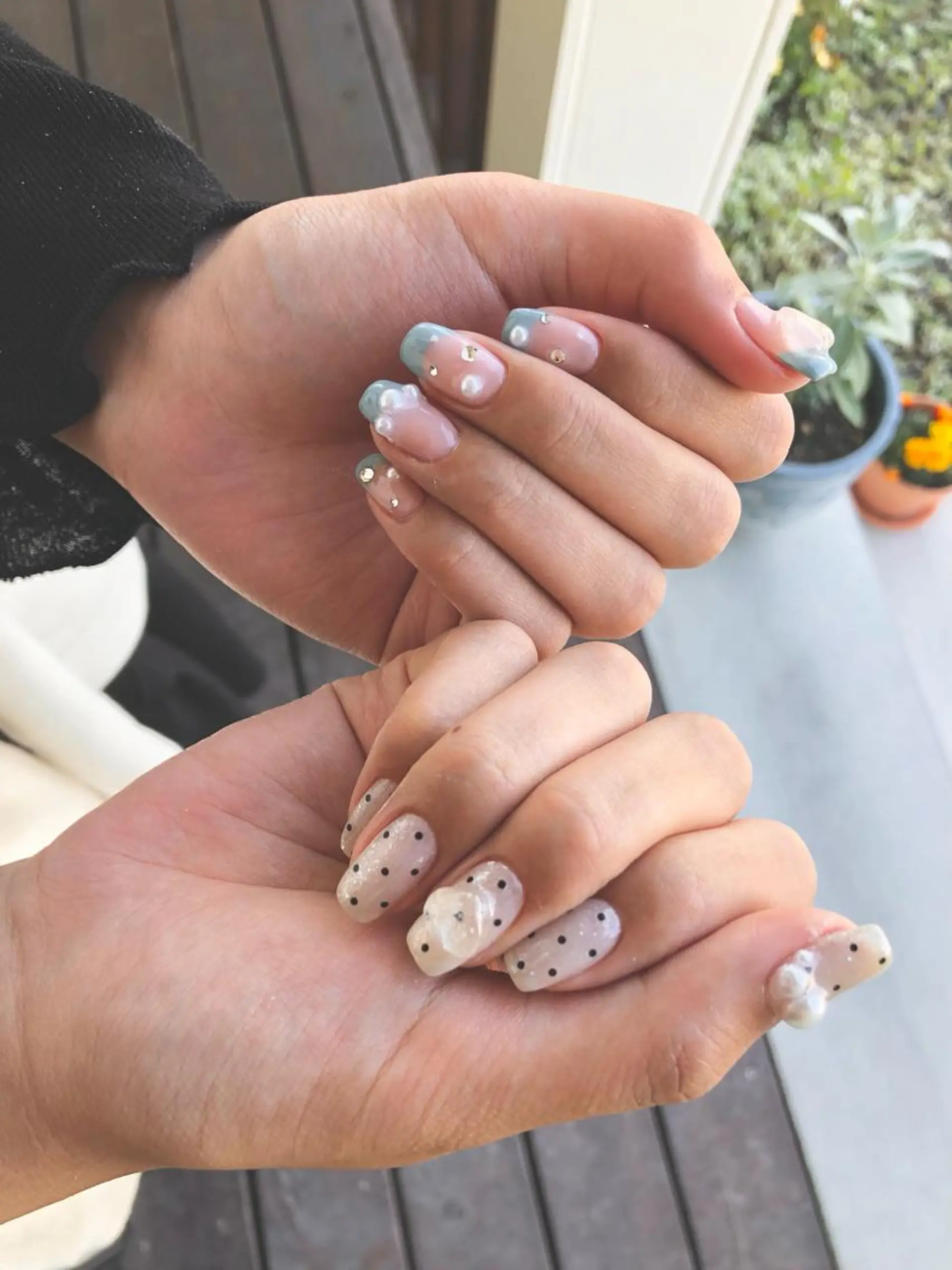 パーマ ヘアアレンジ ネイル マツエク・マツパ クリアネイル マグネットネイル ミラーネイル ニュアンスネイル 春ネイル Adore nailのネイルデザイン