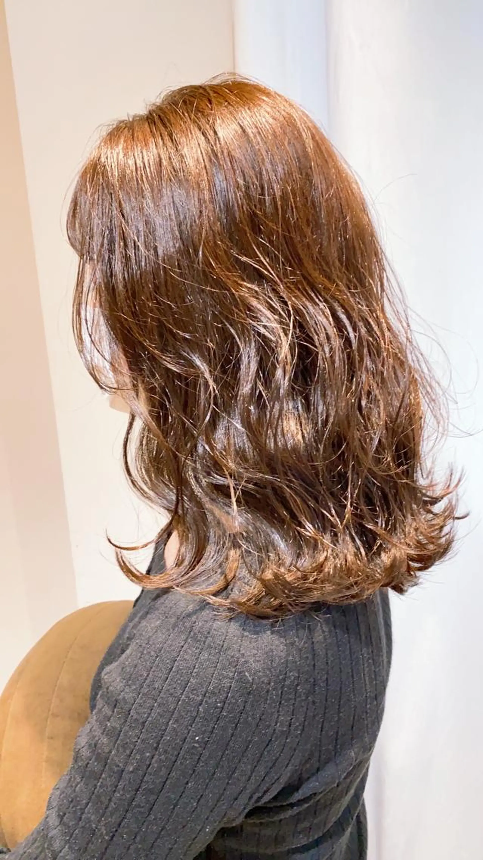 セミロング ショートボブ アッシュ ボブ 外国人風カラー ハイライト メンズツイスパ ショートフクヤマシンのヘアスタイル