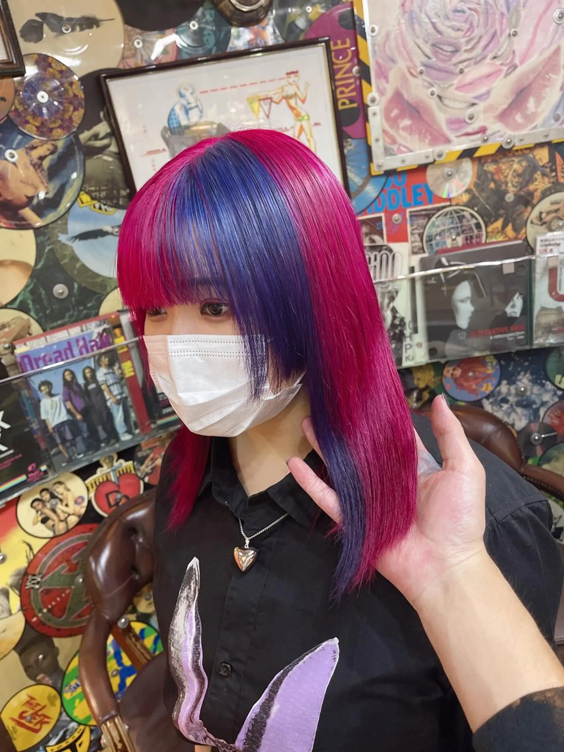 セミロング カラー ヘアアレンジ ブリーチ ケアブリーチ デザインカラー メッシュ ピンクカラー 🌈派手髪エクステ ブレイズ🌈ひろとのヘアスタイル