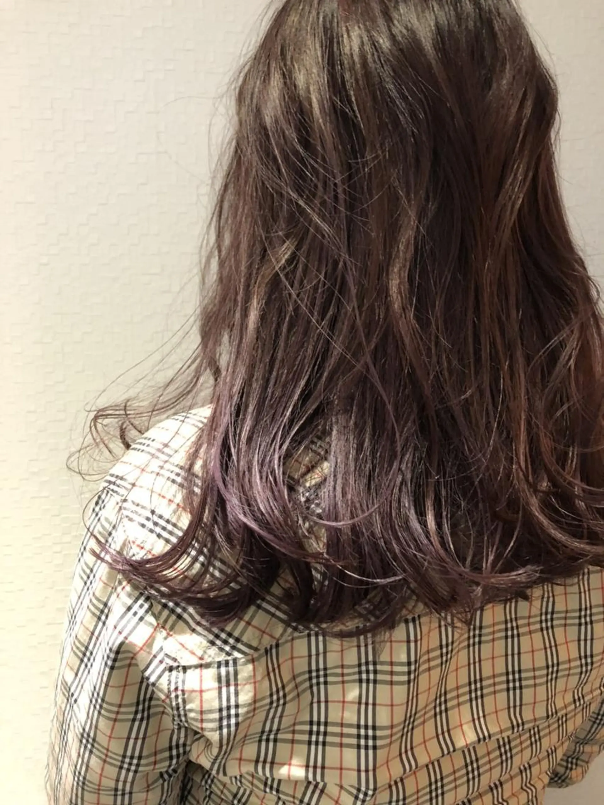 ミディアム カラー アッシュ バイオレットカラー カット ヘアカラー トリートメント terra✂️川嶋 大輔のヘアスタイル